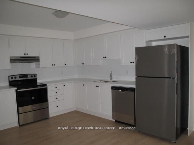 321 Anderson Avenue Property Photo 29
