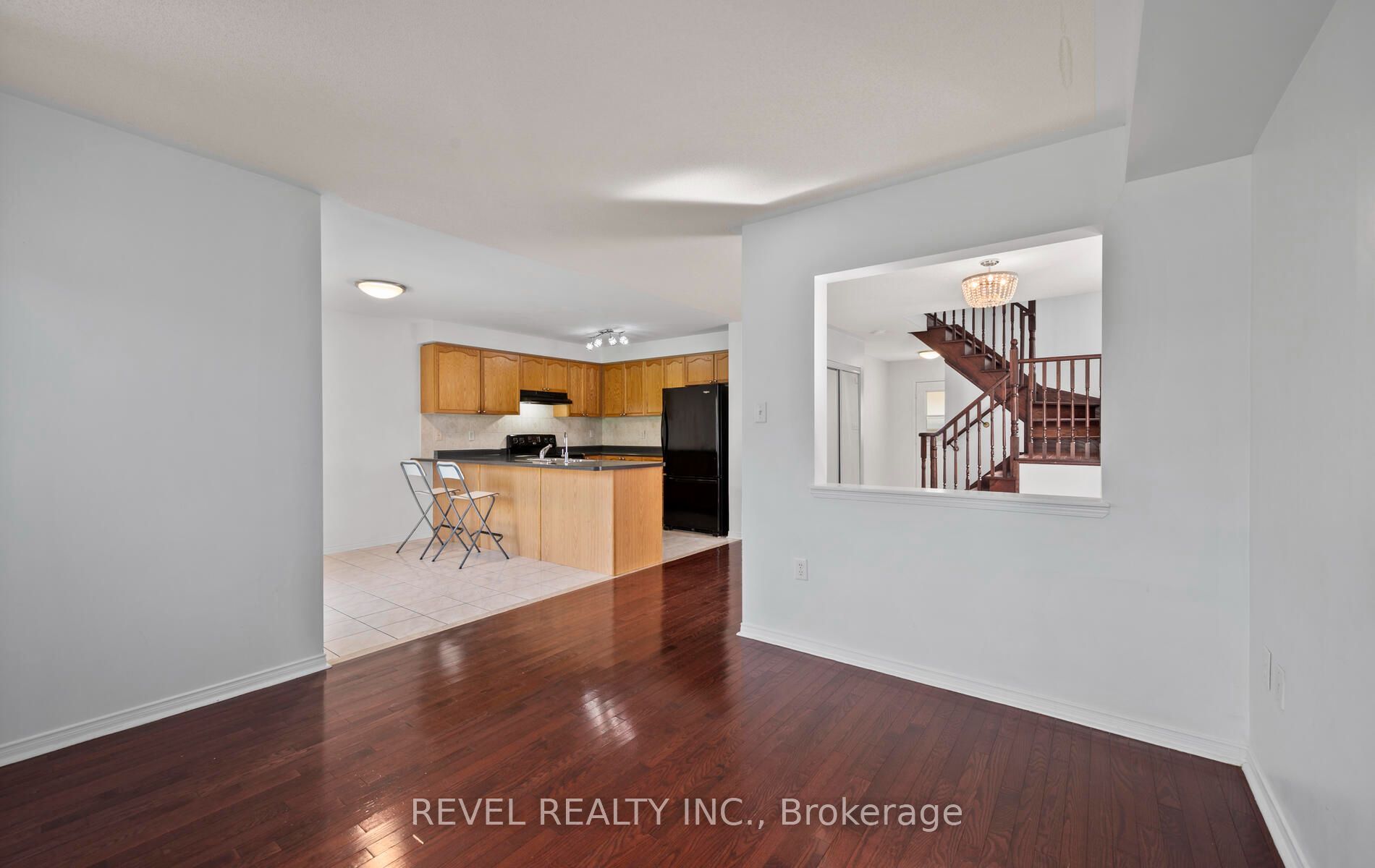 91 Oceanpearl Crescent Property Photo 16
