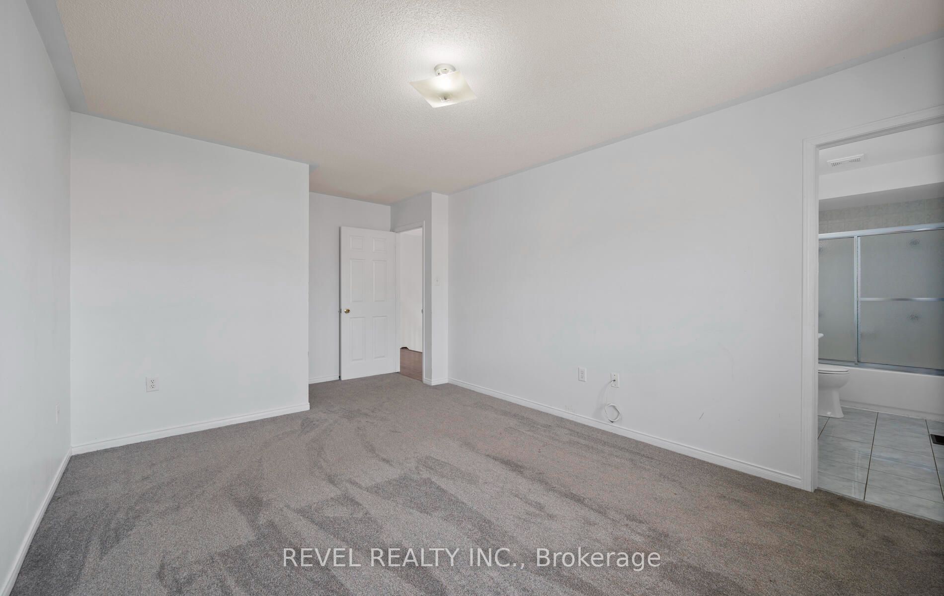 91 Oceanpearl Crescent Property Photo 22
