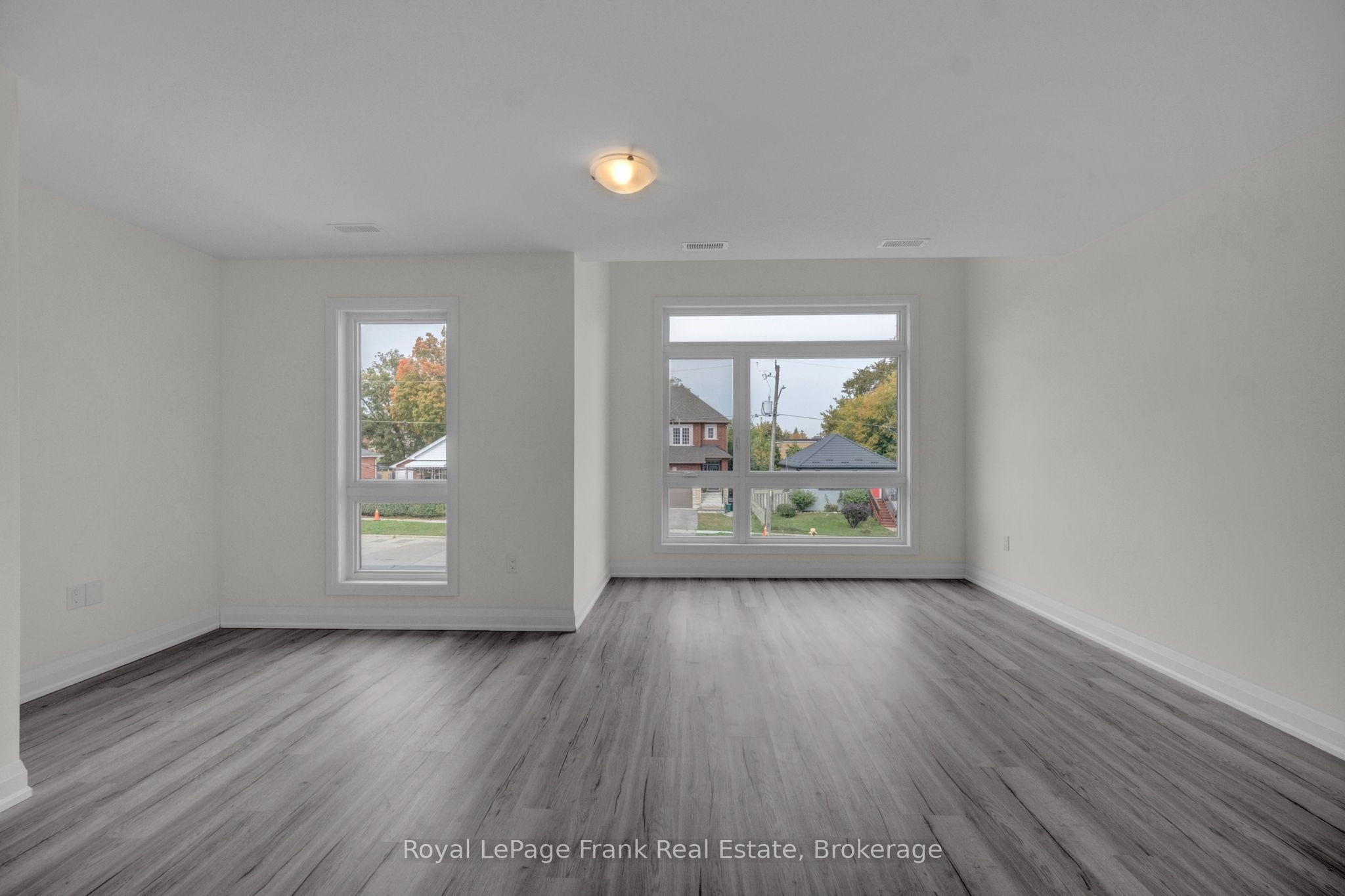 323 Anderson Avenue Property Photo 24