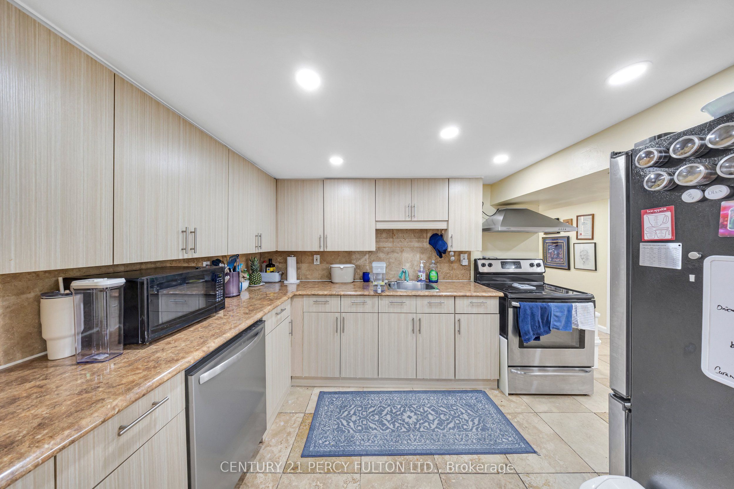 719 Balaton Avenue Property Photo 25