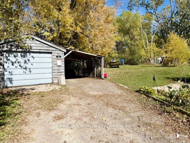 118 Percy Crescent Property Photo 6