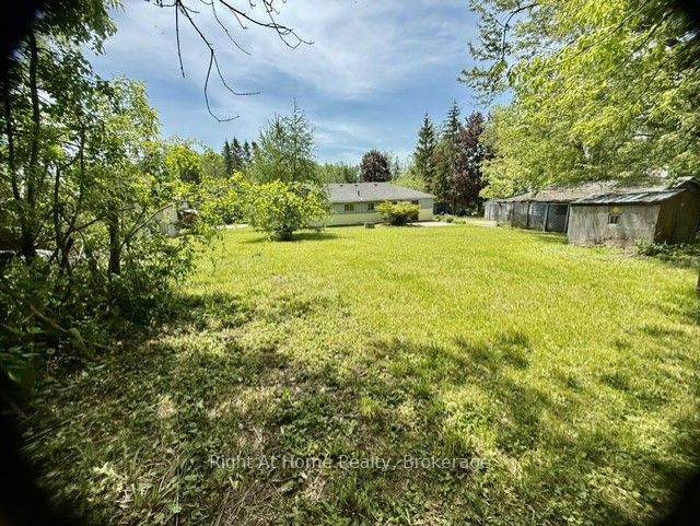 118 Percy Crescent Property Photo 10