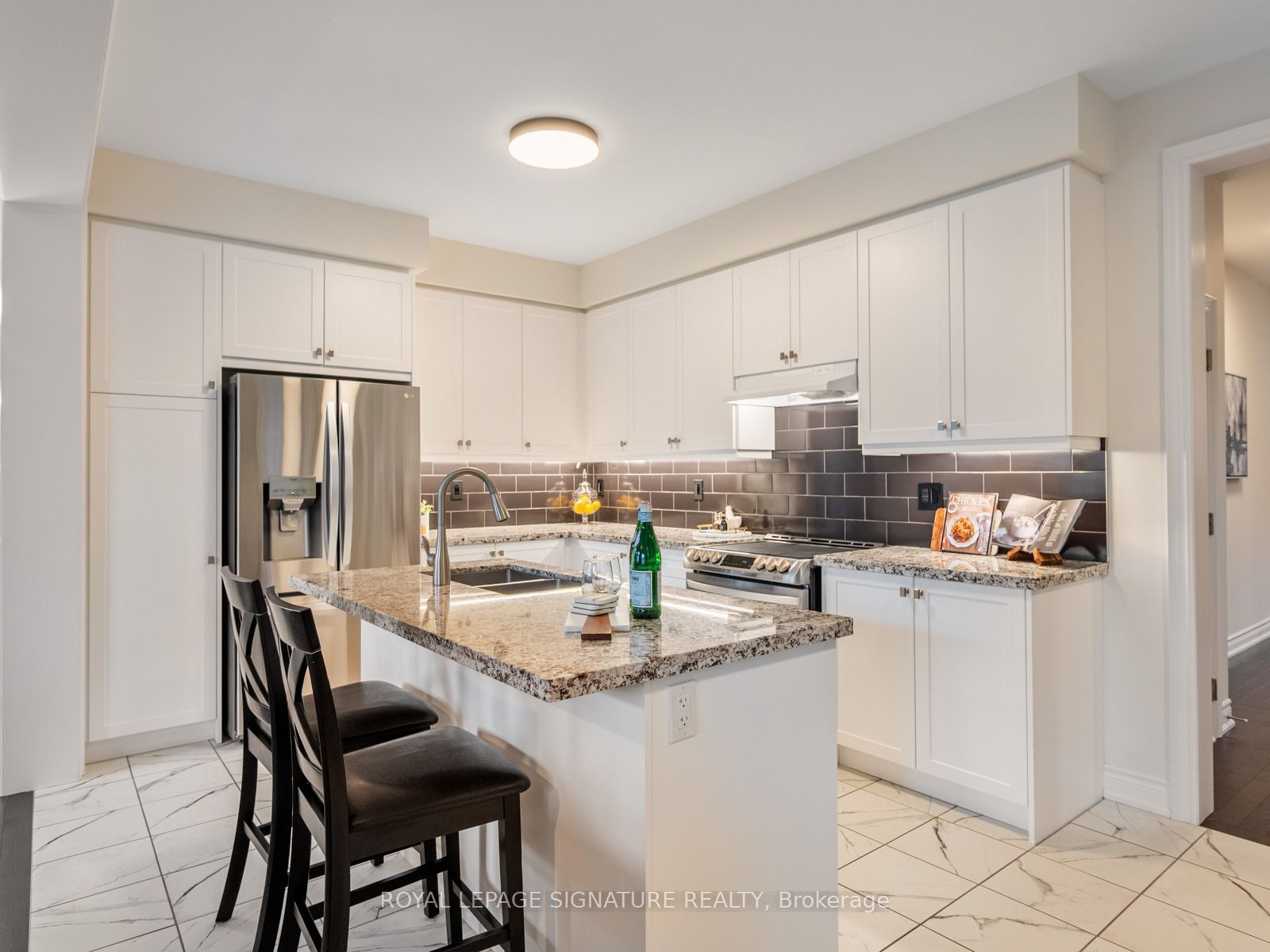 1055 Skyridge Boulevard Property Photo 6