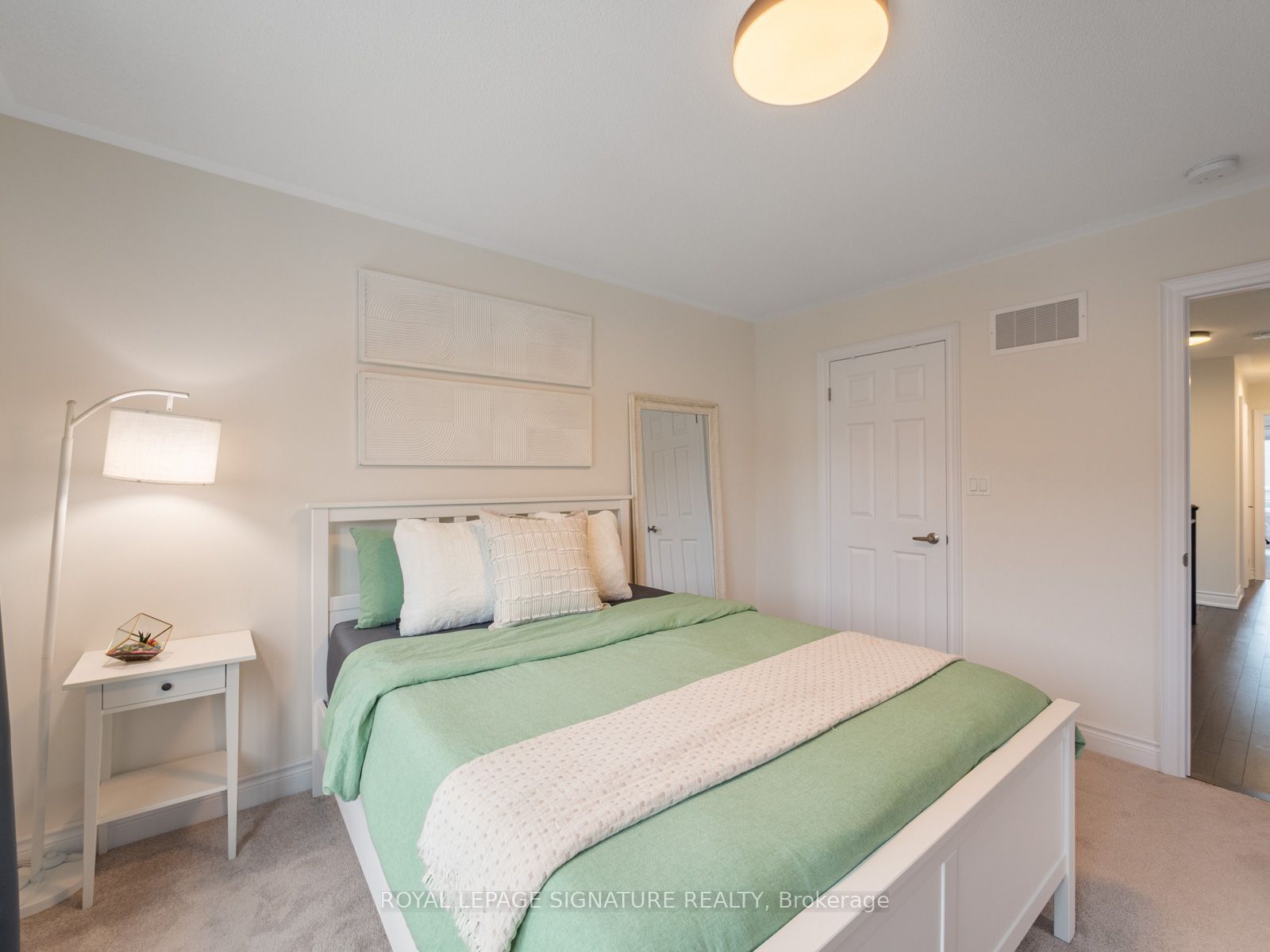 1055 Skyridge Boulevard Property Photo 30