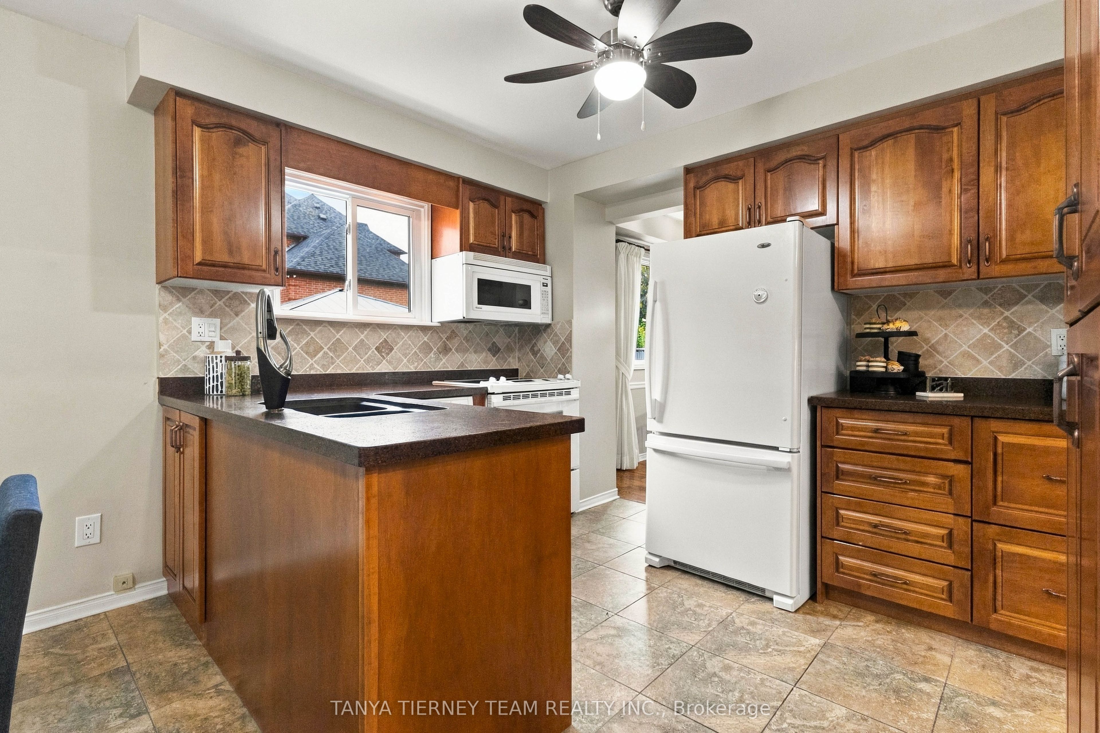 25 Coulton Court Property Photo 18