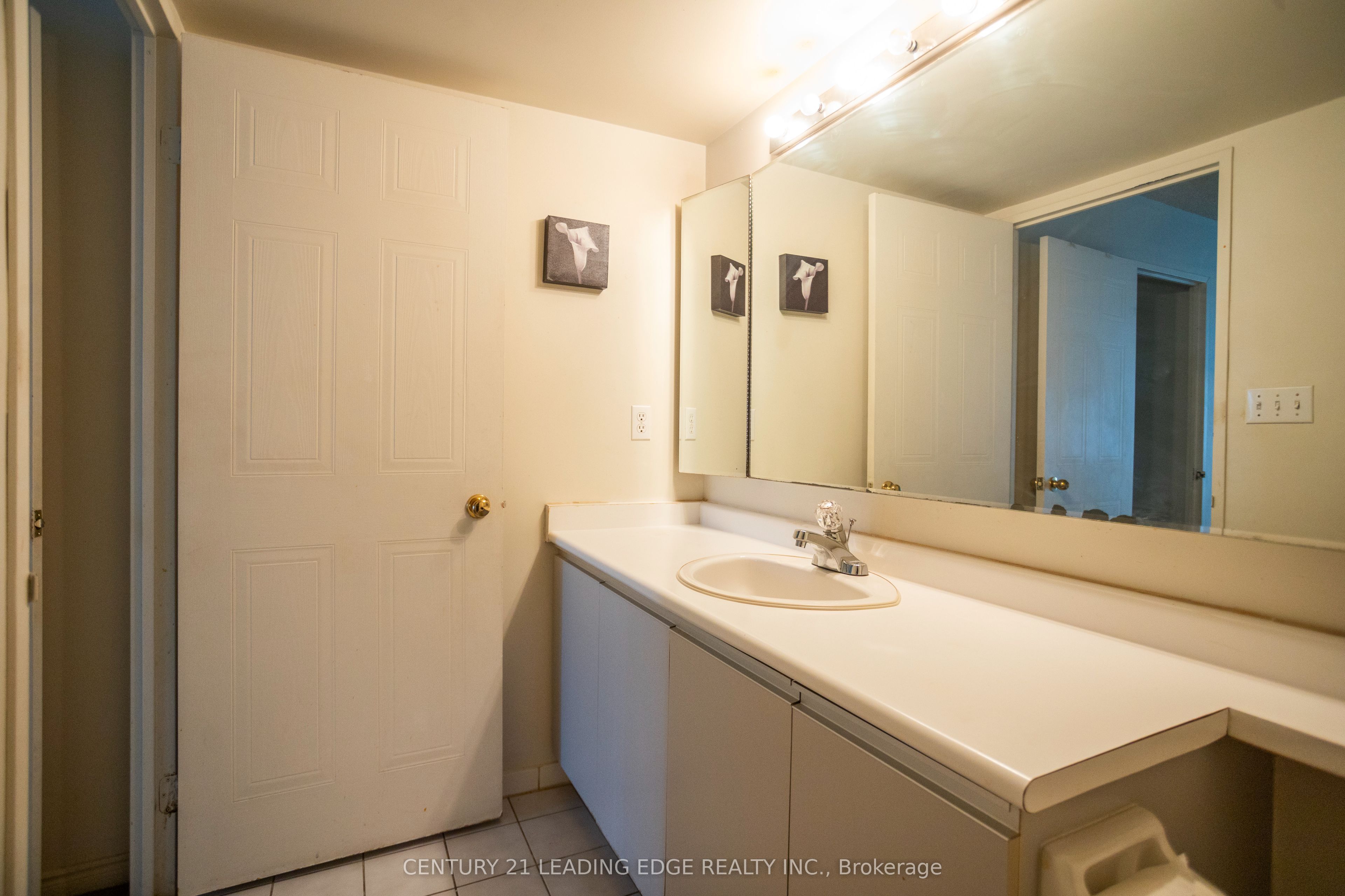 480 Mclevin Avenue 310 Property Photo 18