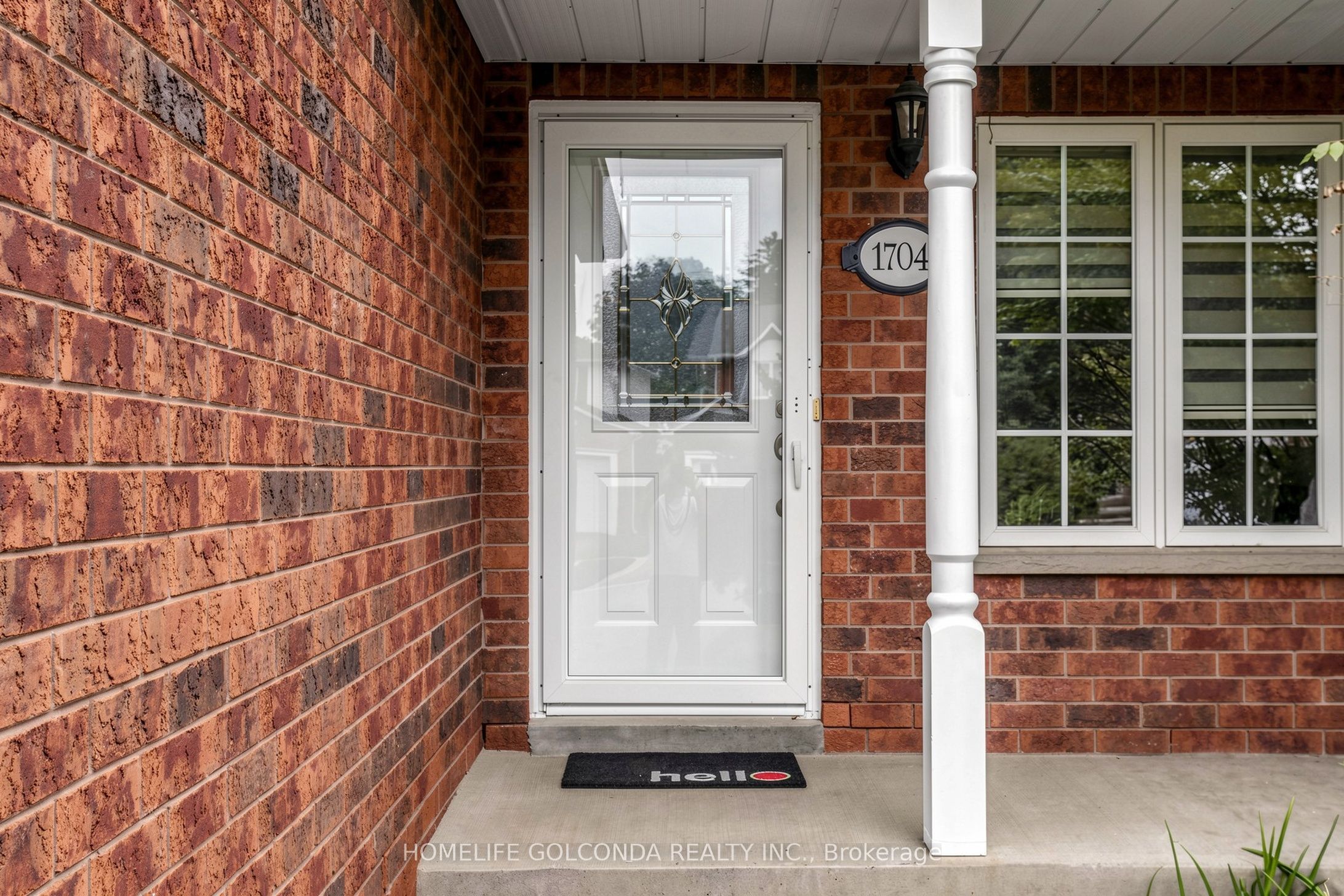 1704 Canadore Crescent Property Photo 2