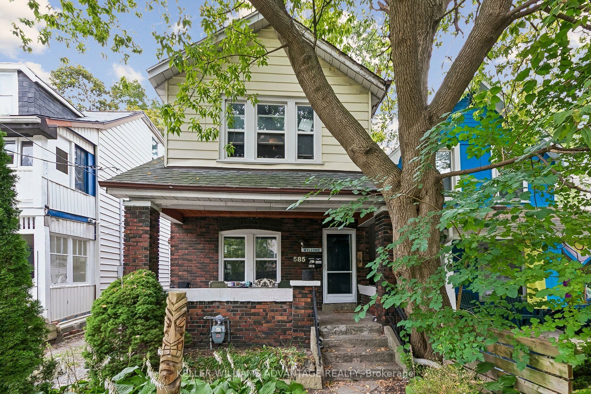 585 Woodbine Avenue Main & 2nd Property Photo 1