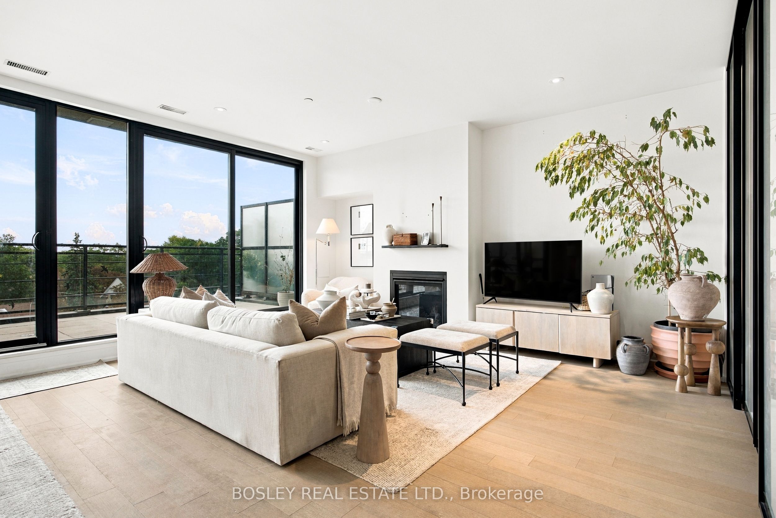 365 Beech Avenue 519 Property Photo 2
