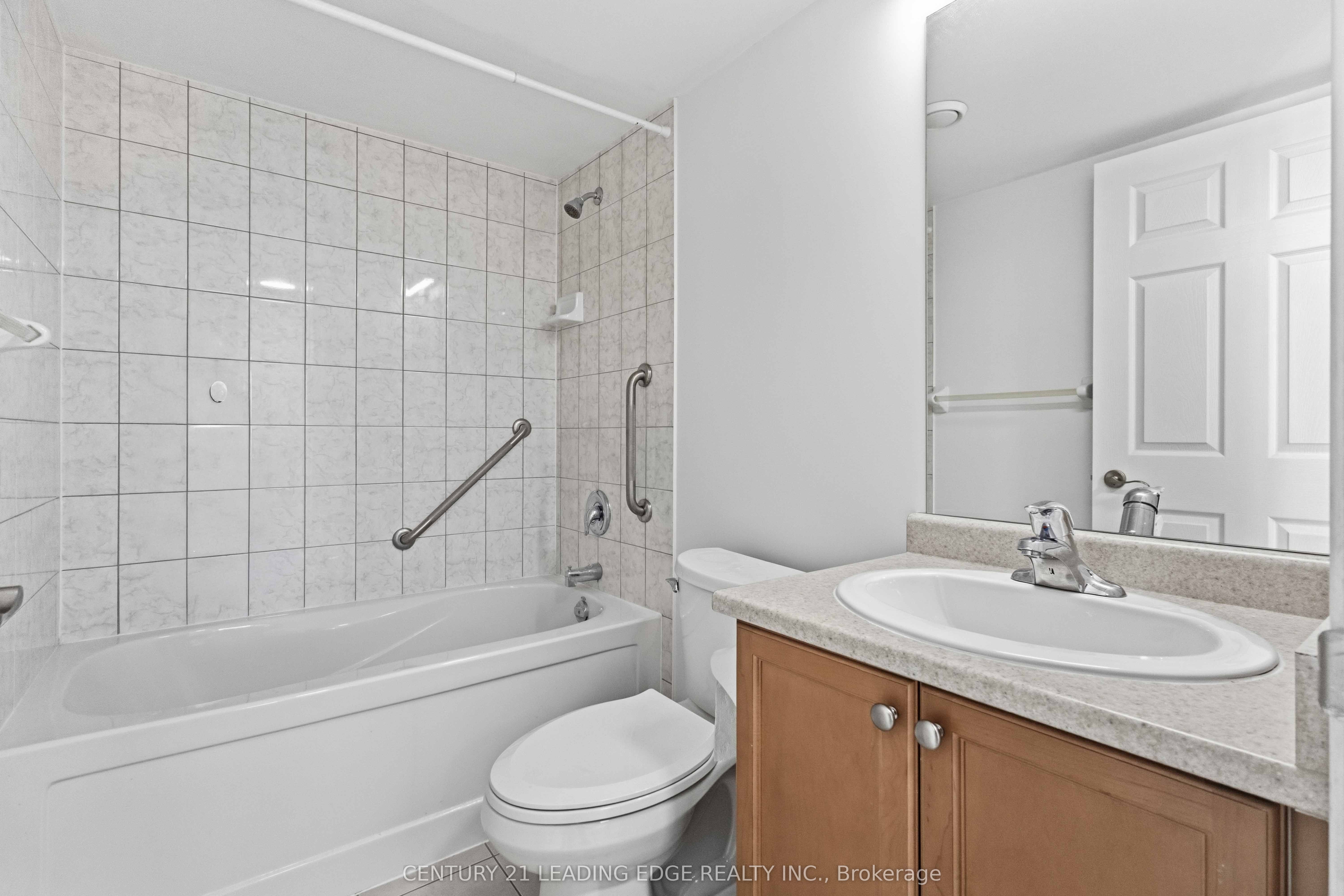 88 Grangeway Avenue 1109 Property Photo 5
