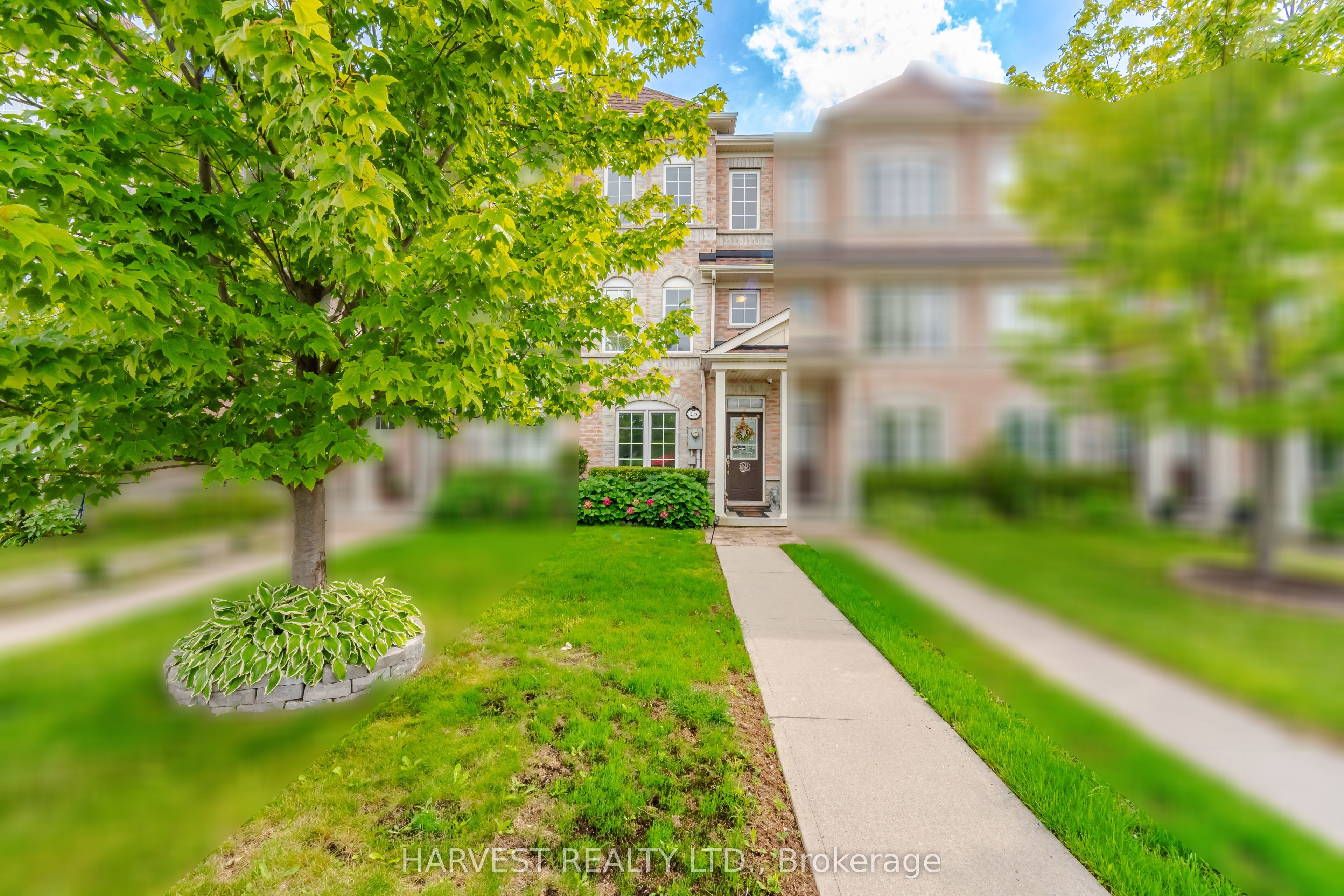 15 Moonseed Court Property Photo 2