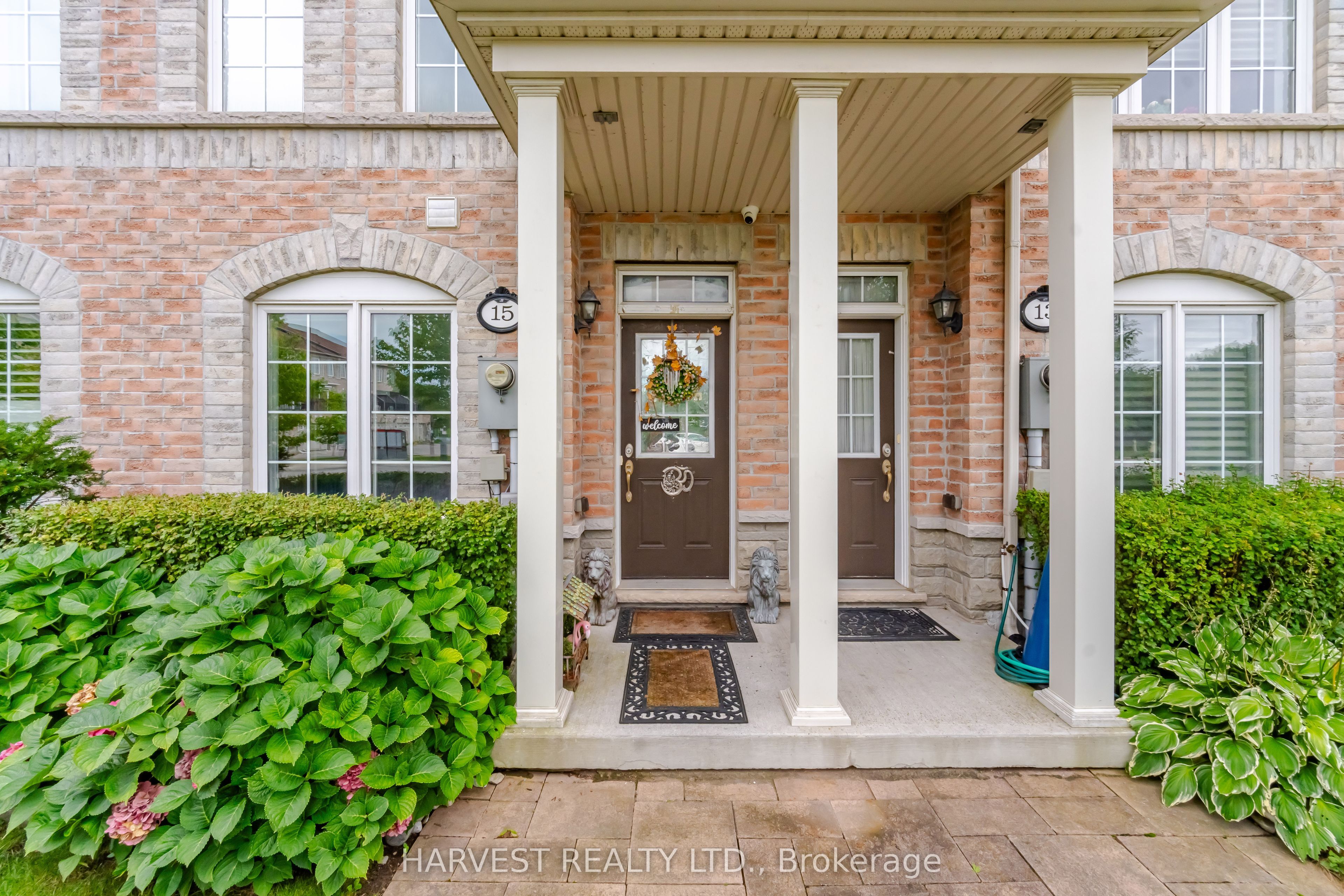 15 Moonseed Court Property Photo 5