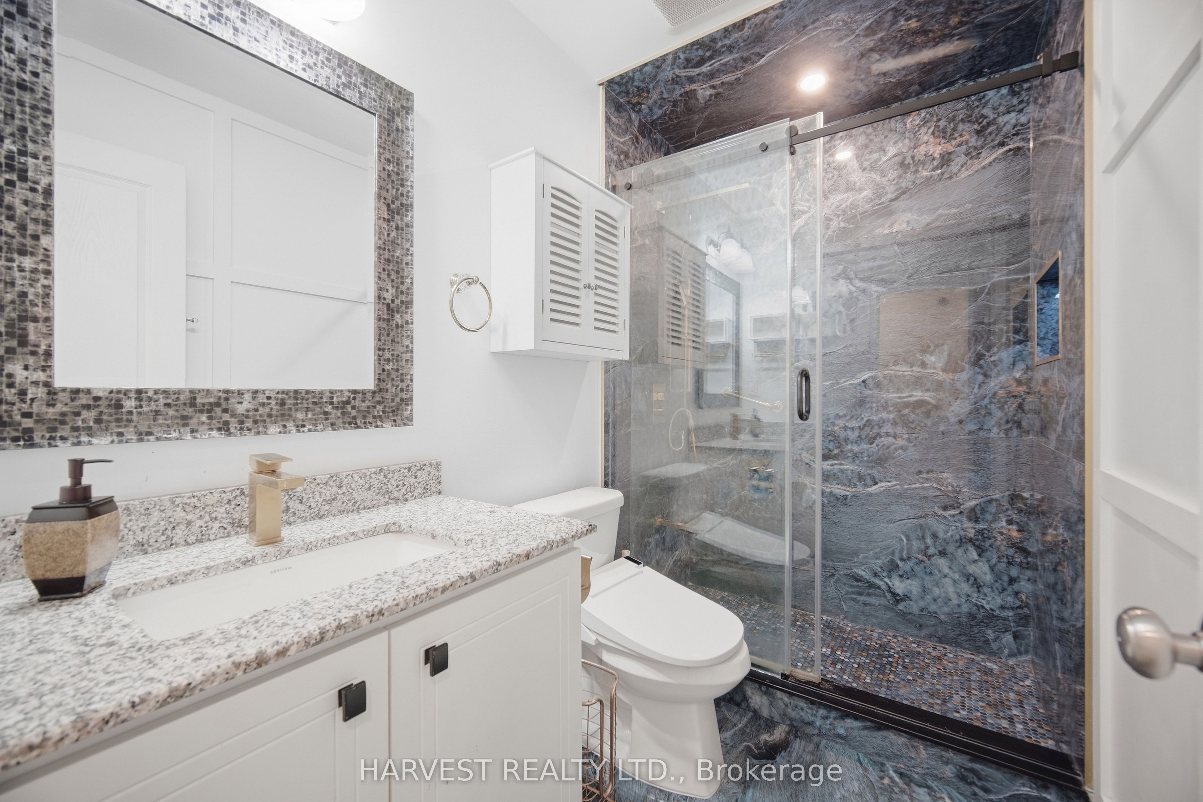 15 Moonseed Court Property Photo 31