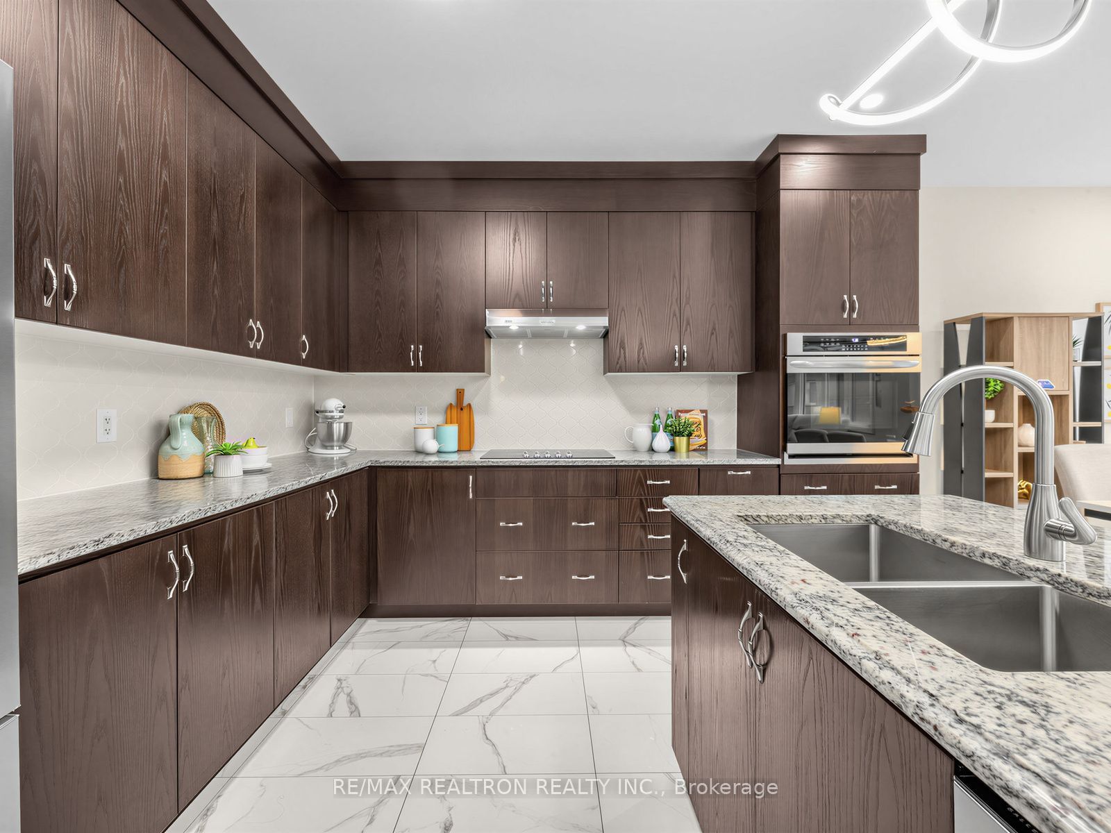 1059 Purus Path Property Photo 11