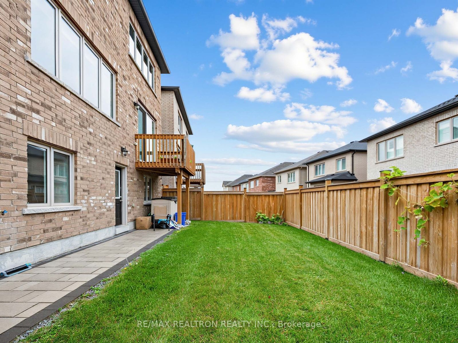 1059 Purus Path Property Photo 33