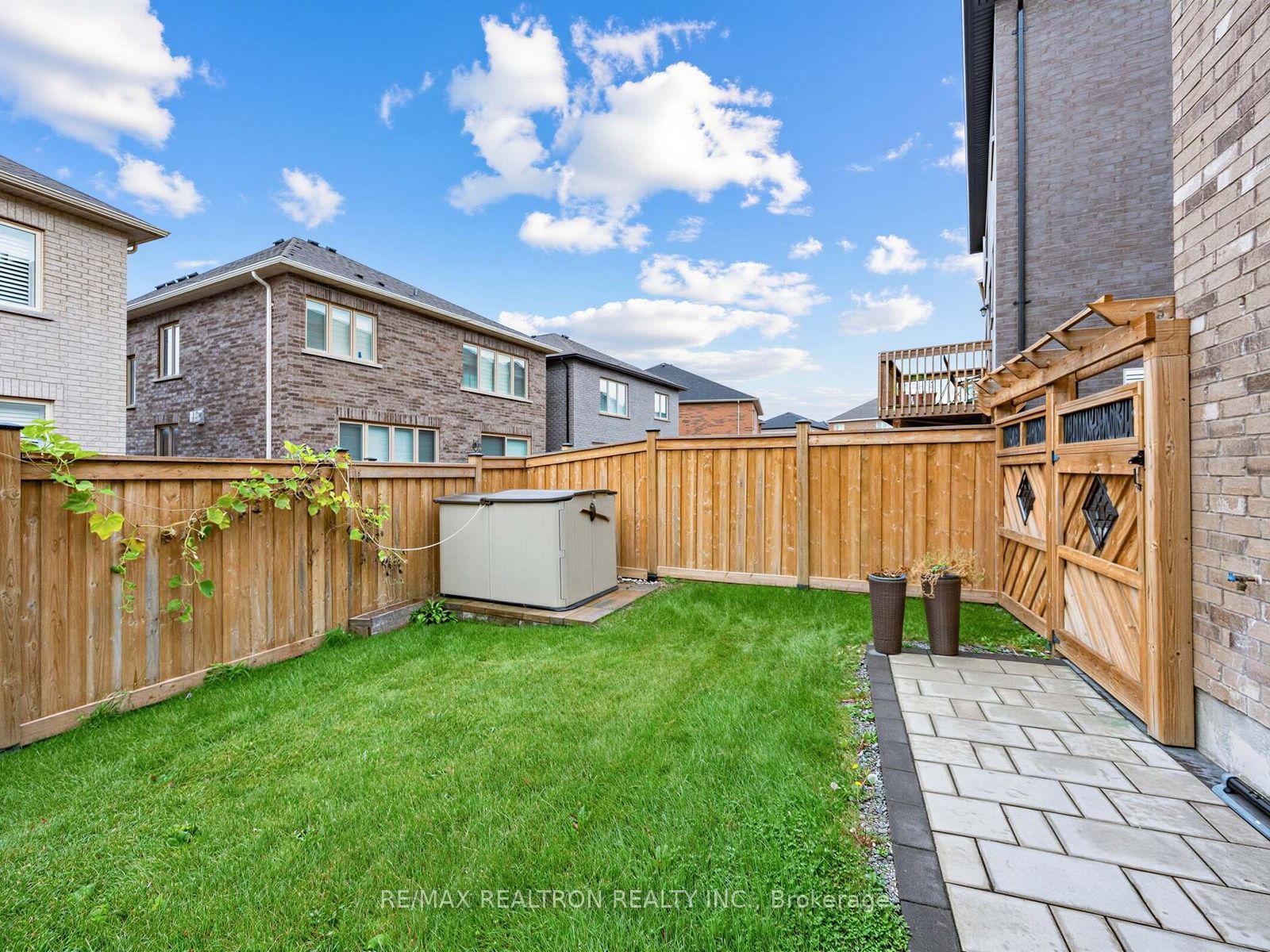 1059 Purus Path Property Photo 34