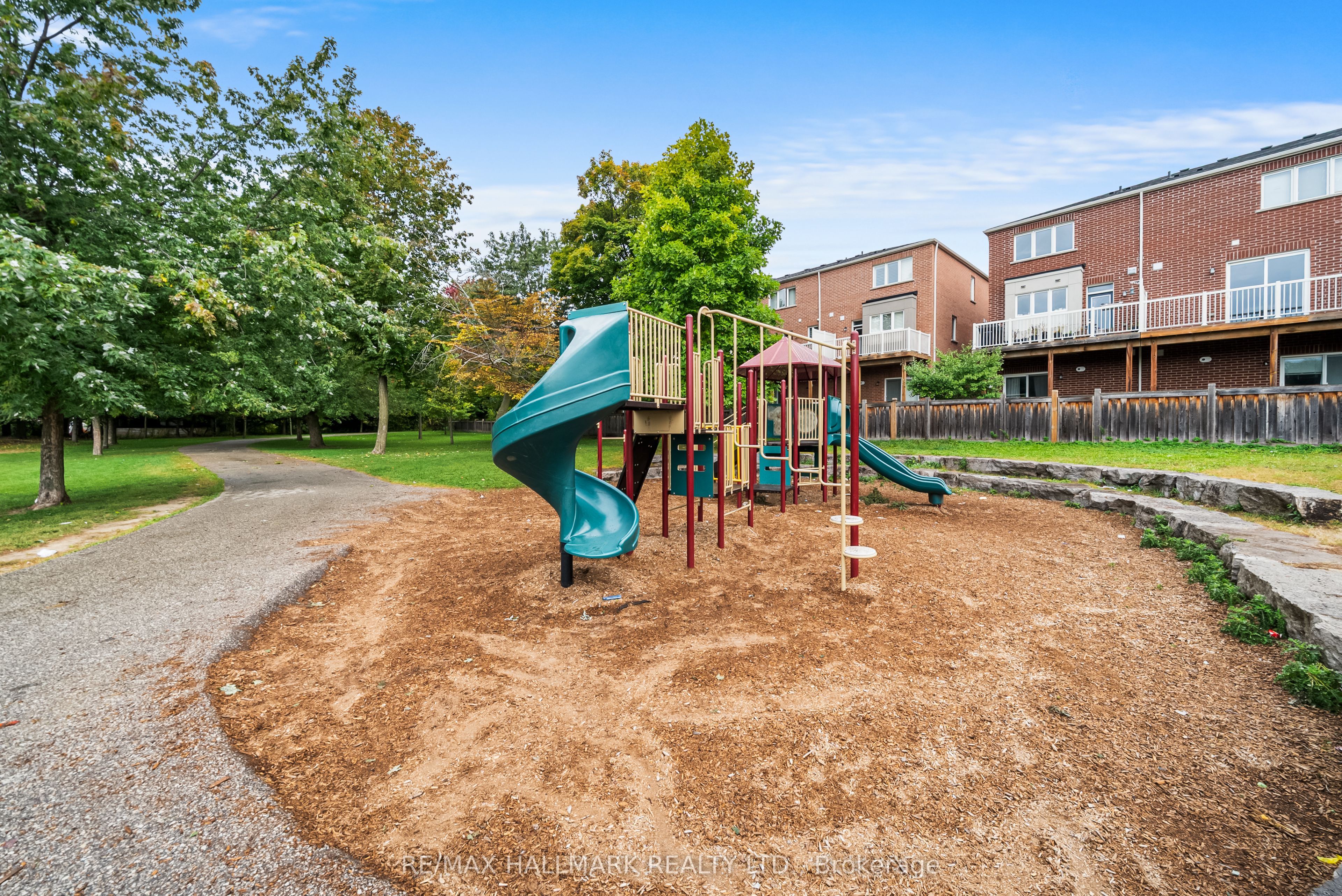 56 Heron Park Place Property Photo 47