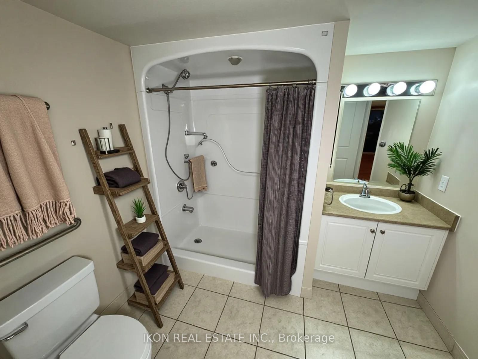 100 Scottfield Drive 615 Property Photo 4