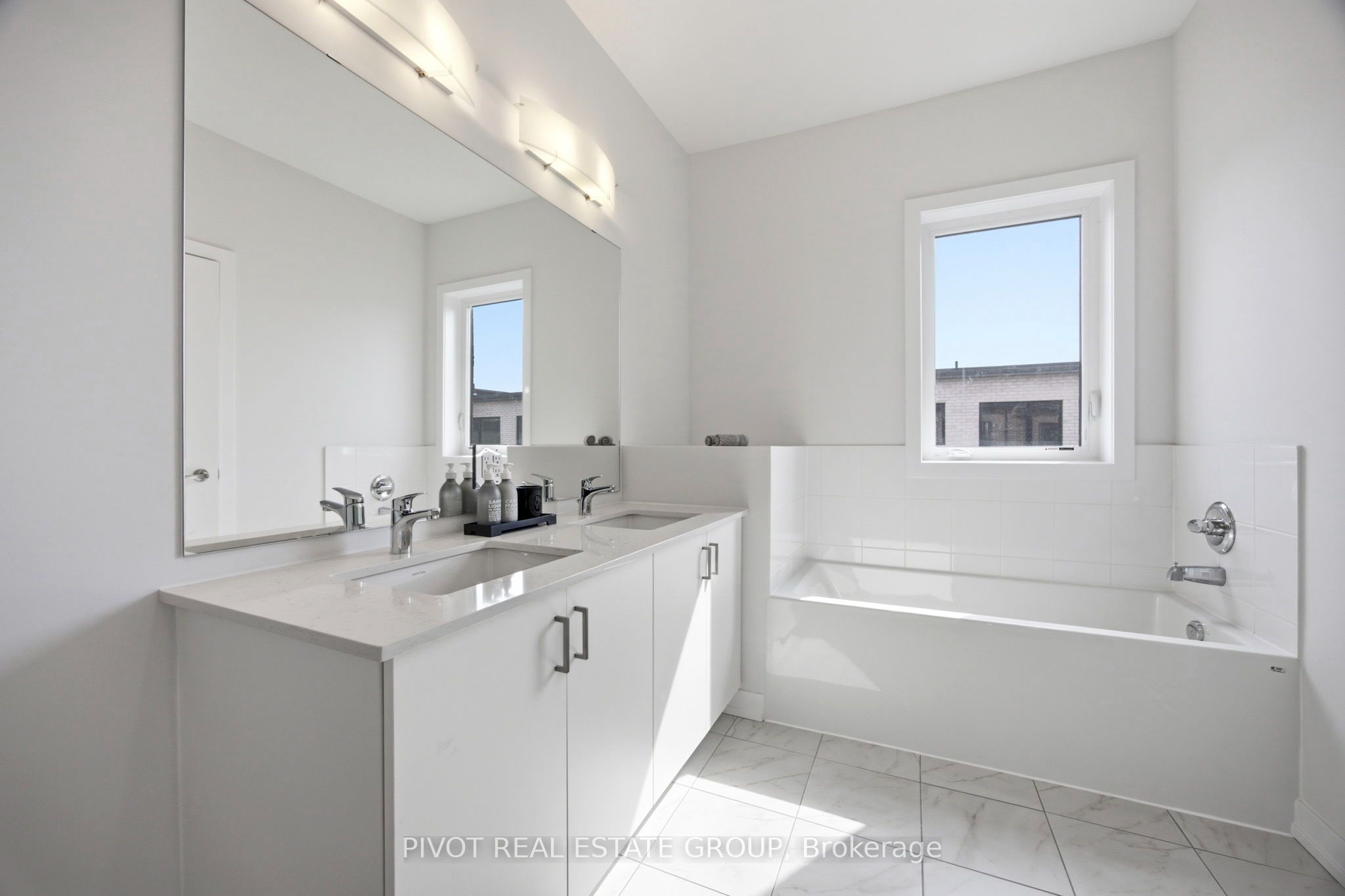 138 Danielle Moore Circle Property Photo 27