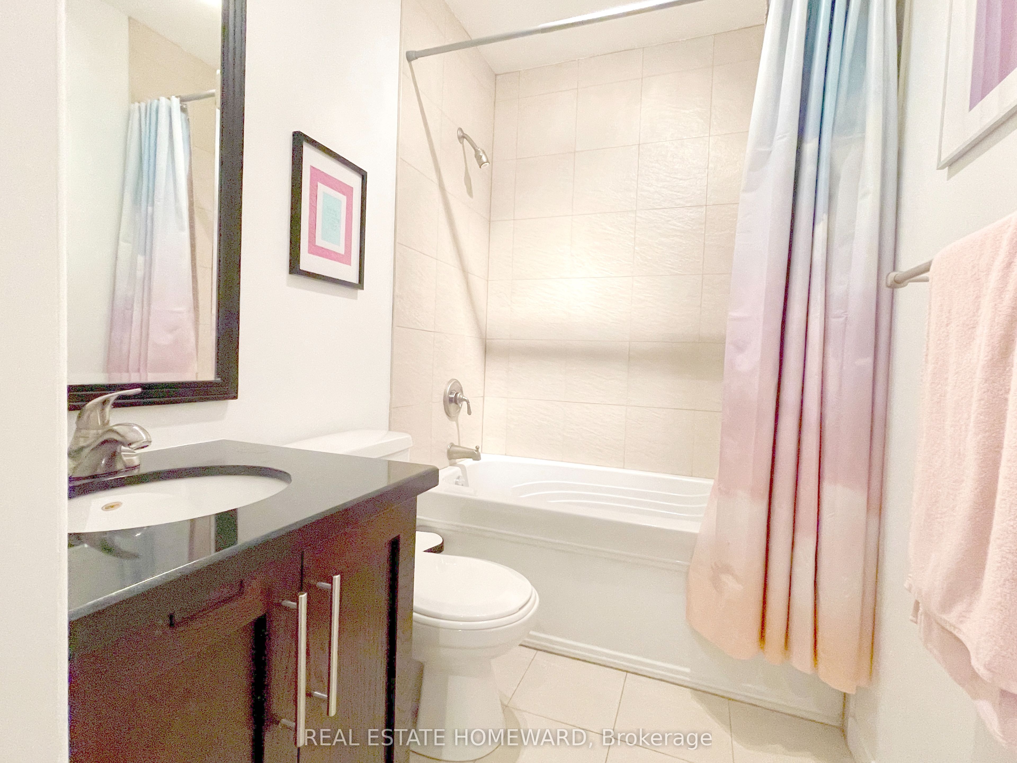 287 Kingswood Road Property Photo 12