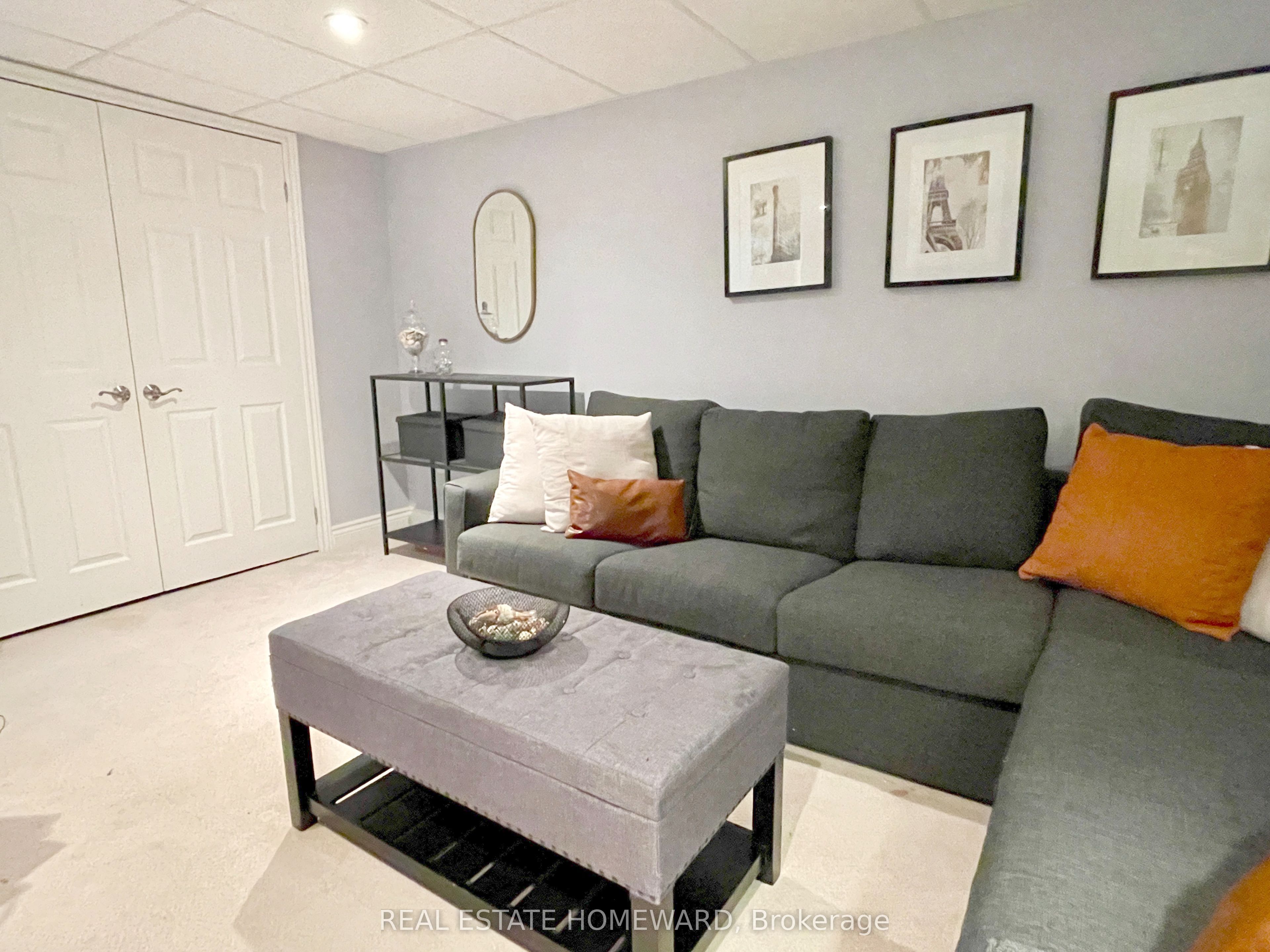 287 Kingswood Road Property Photo 26