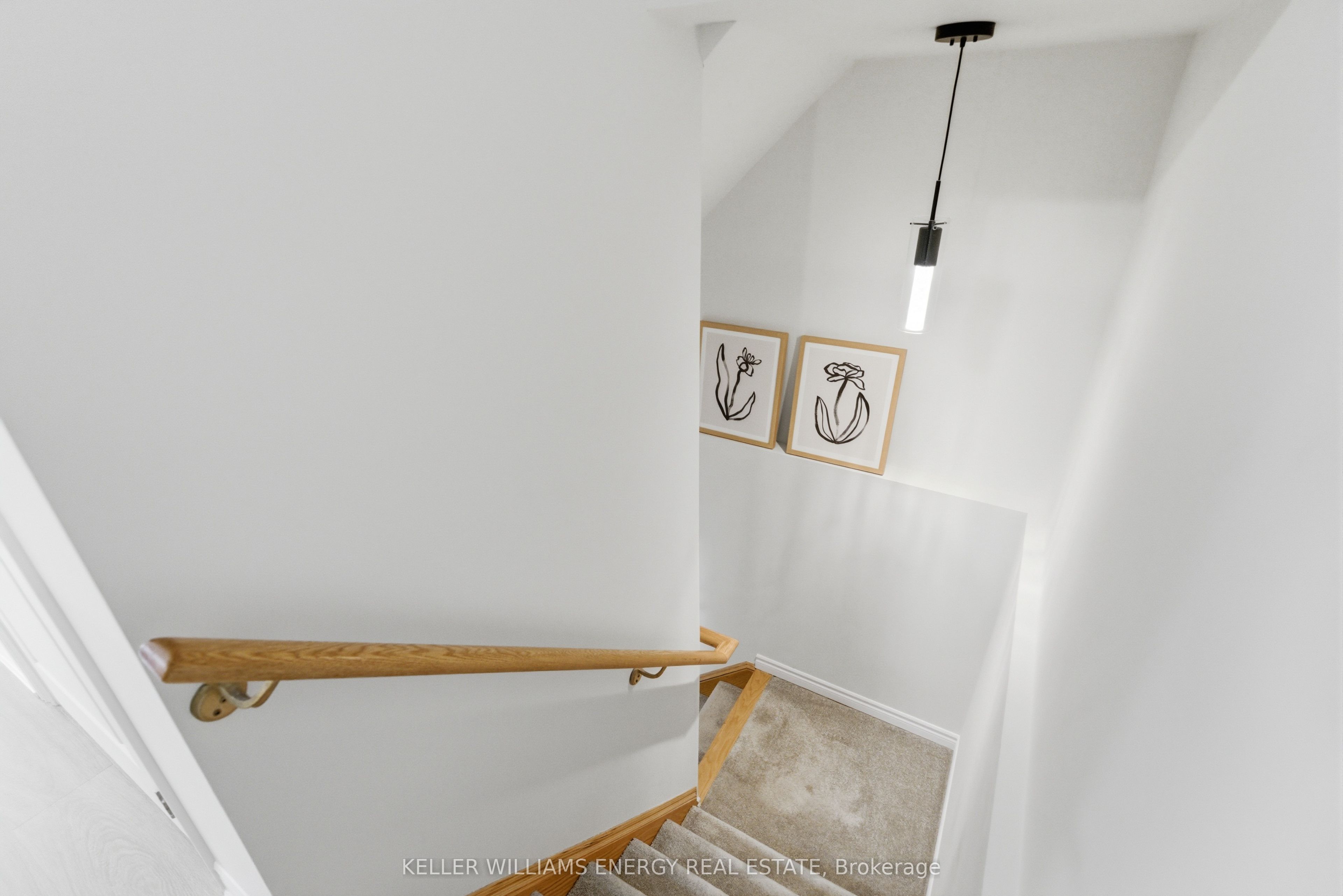 475 Beresford Path 7 Property Photo 18
