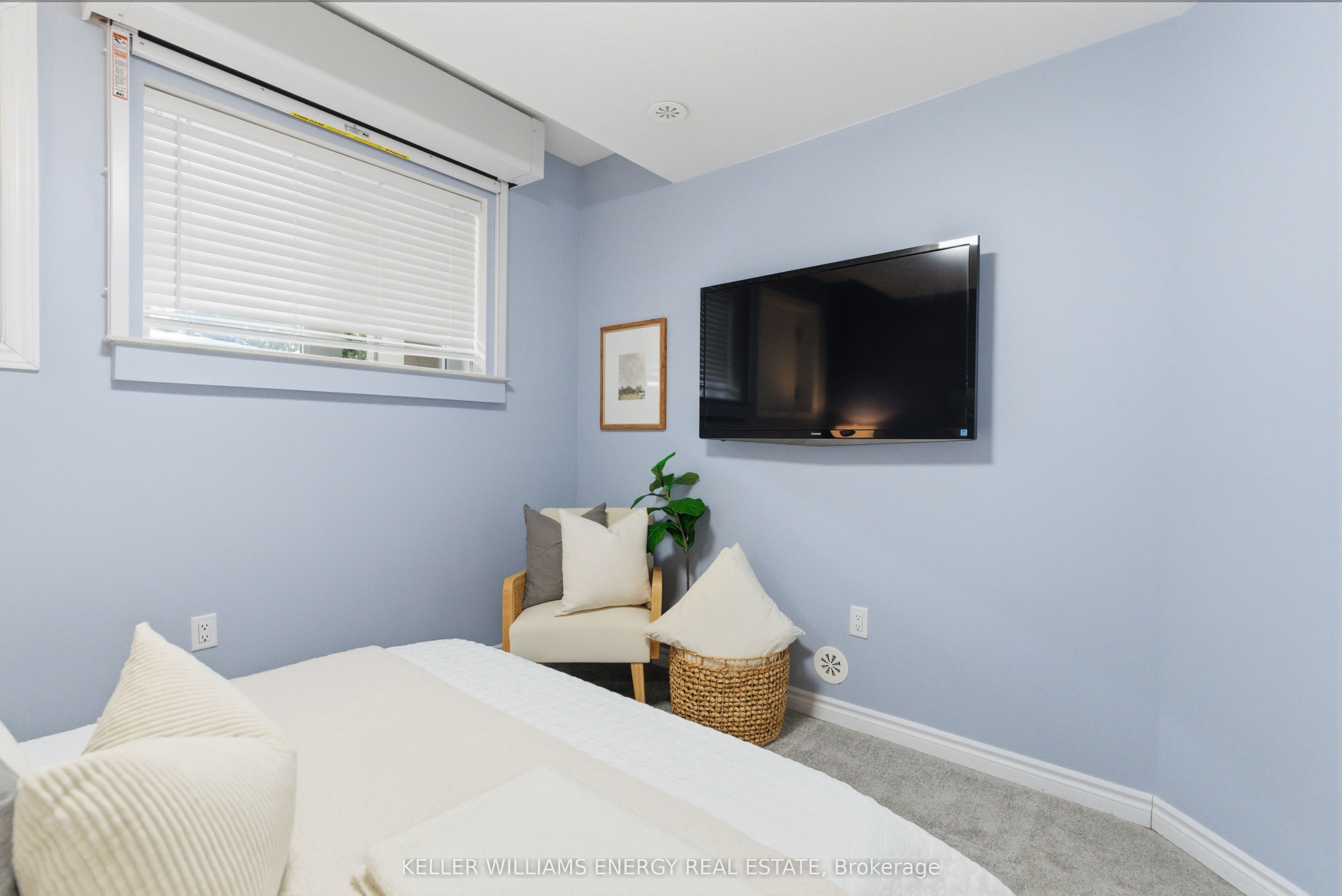 475 Beresford Path 7 Property Photo 21