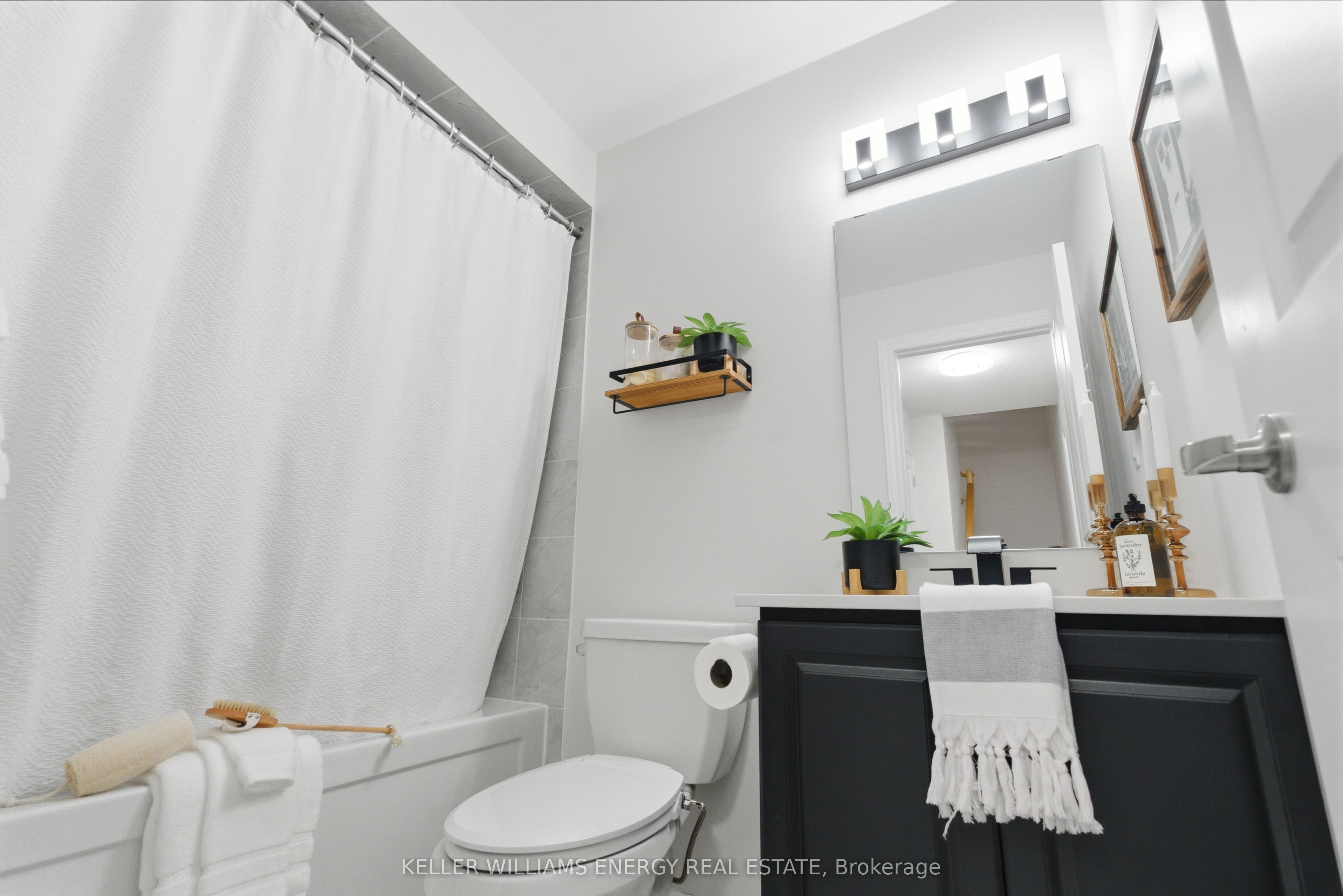 475 Beresford Path 7 Property Photo 27