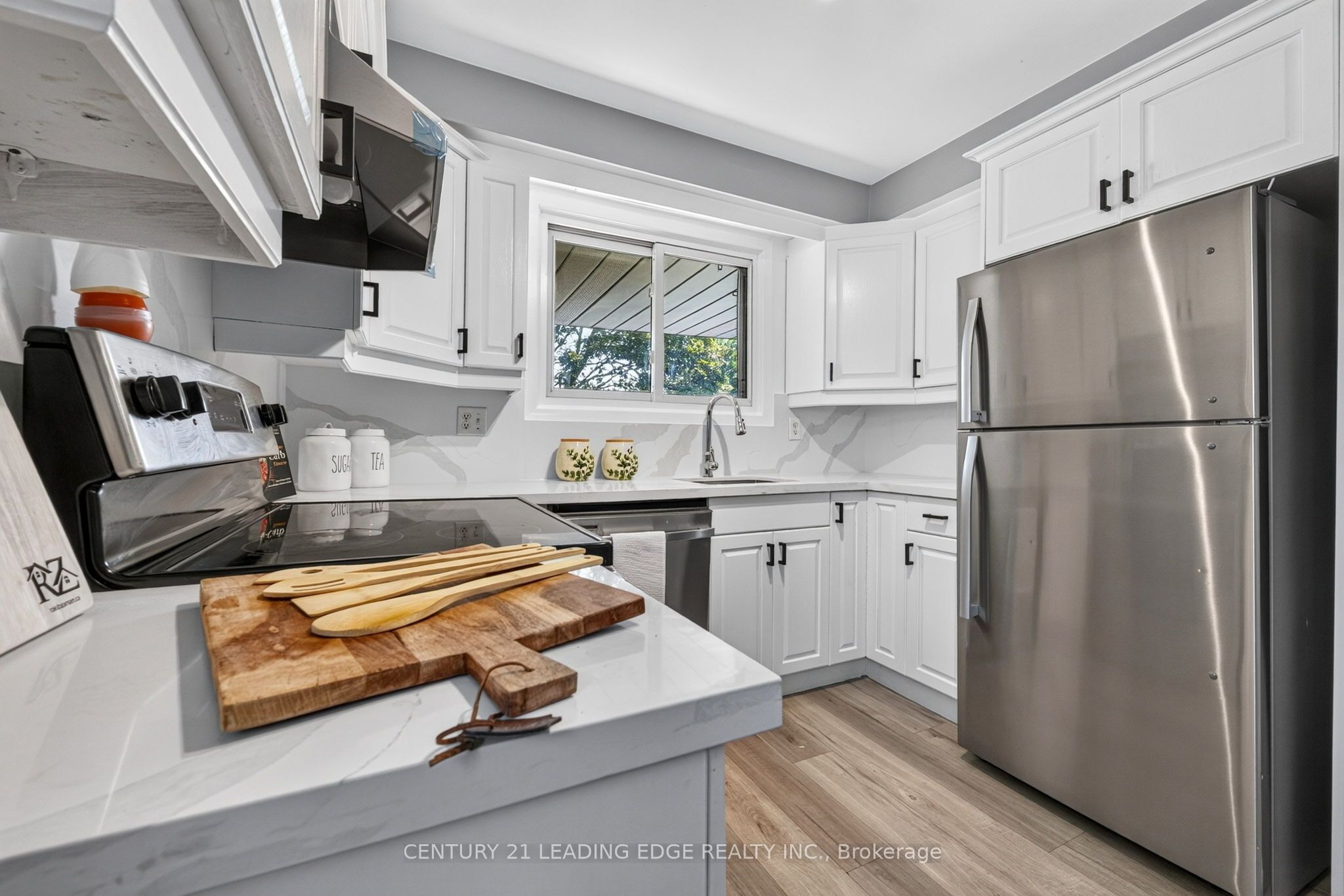382 Fairlawn Street Property Photo 16