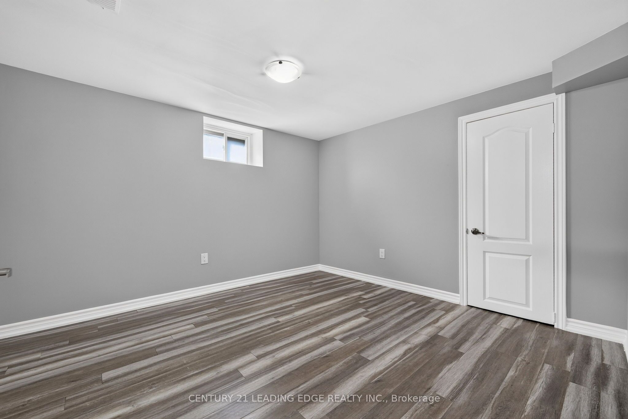 382 Fairlawn Street Property Photo 39
