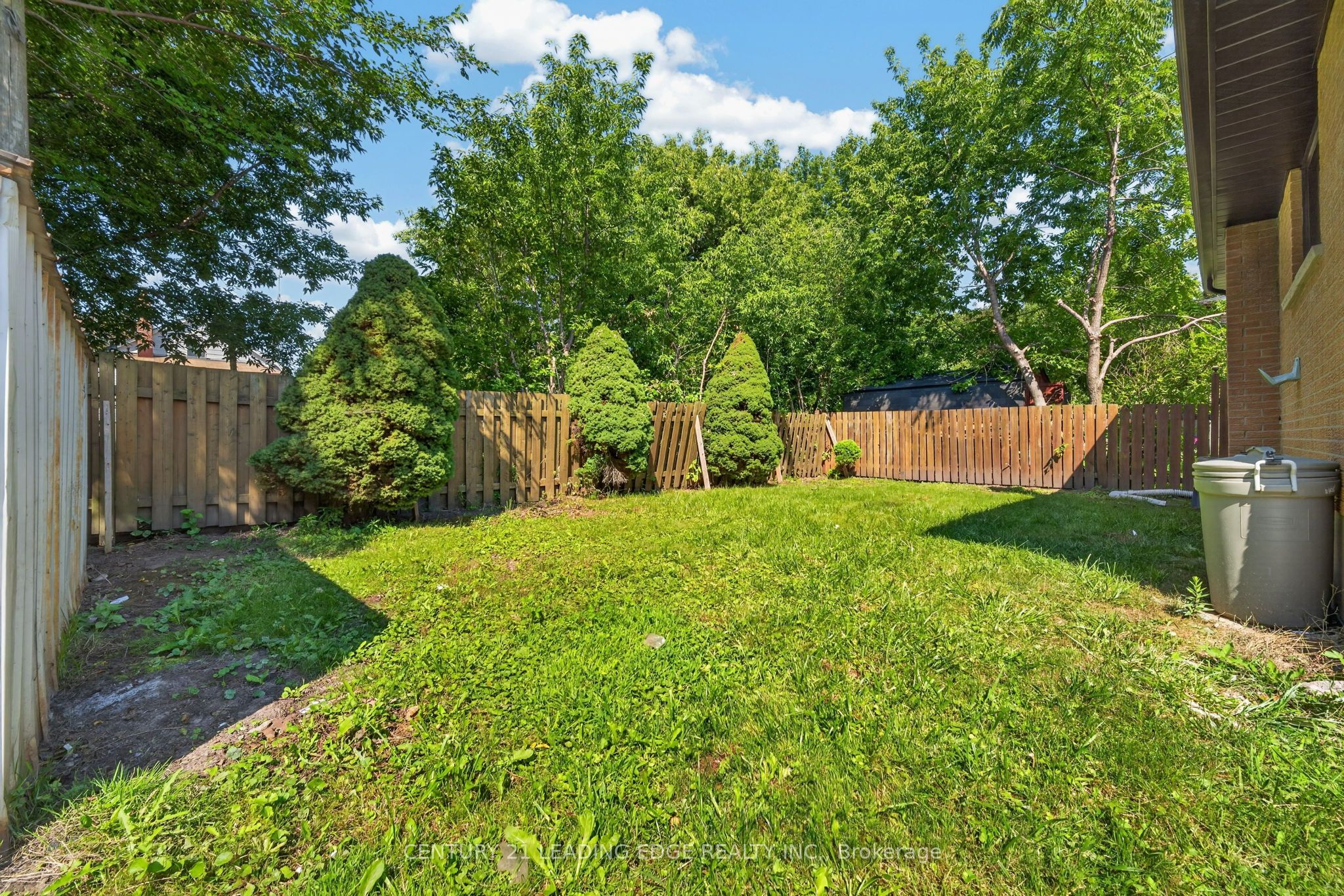 382 Fairlawn Street Property Photo 44