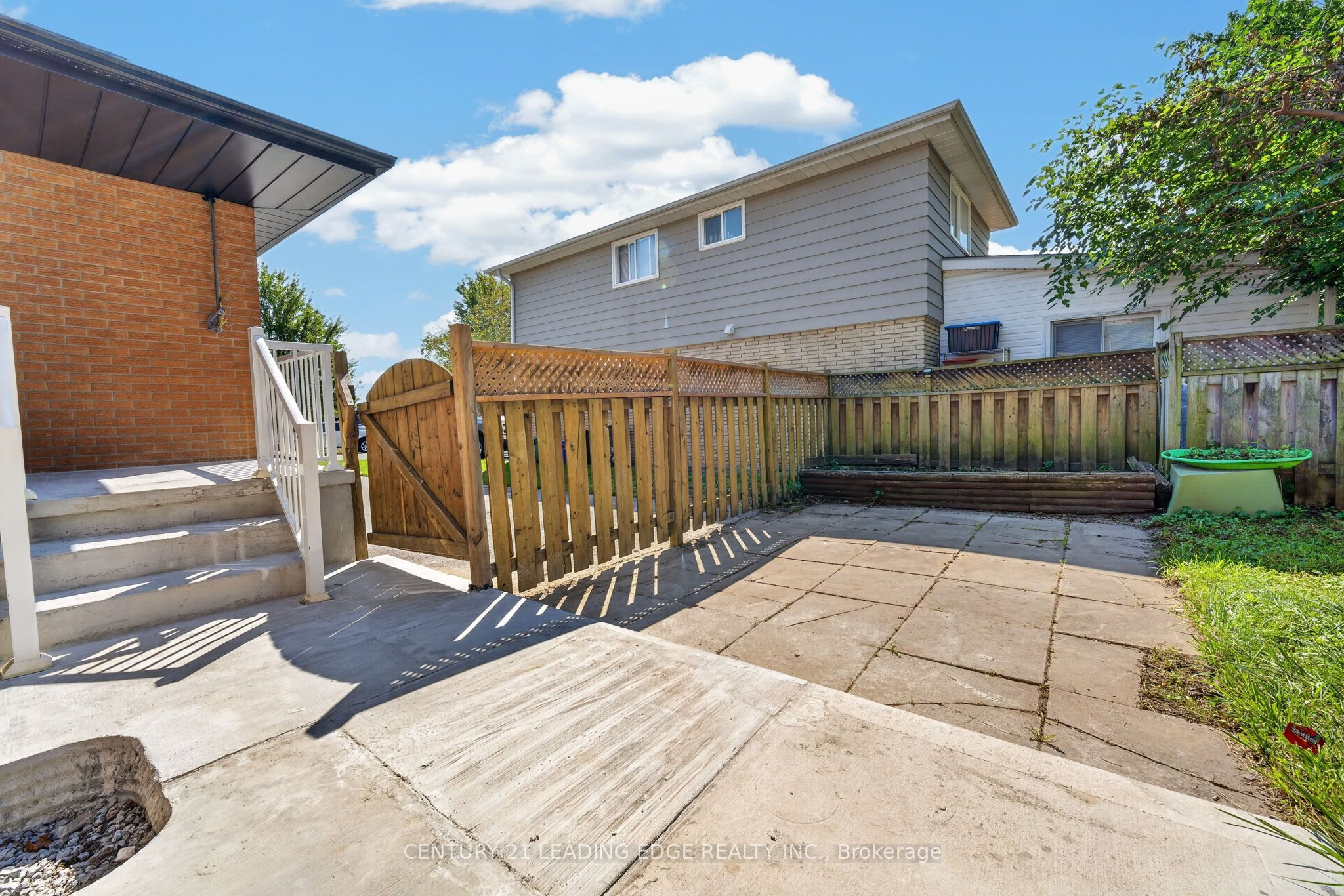 382 Fairlawn Street Property Photo 46