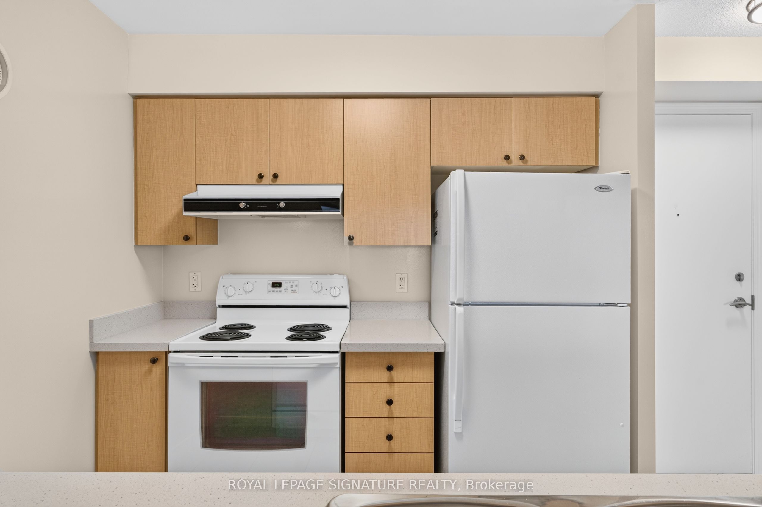 1200 The Esplanade Road N 610 Property Photo 11