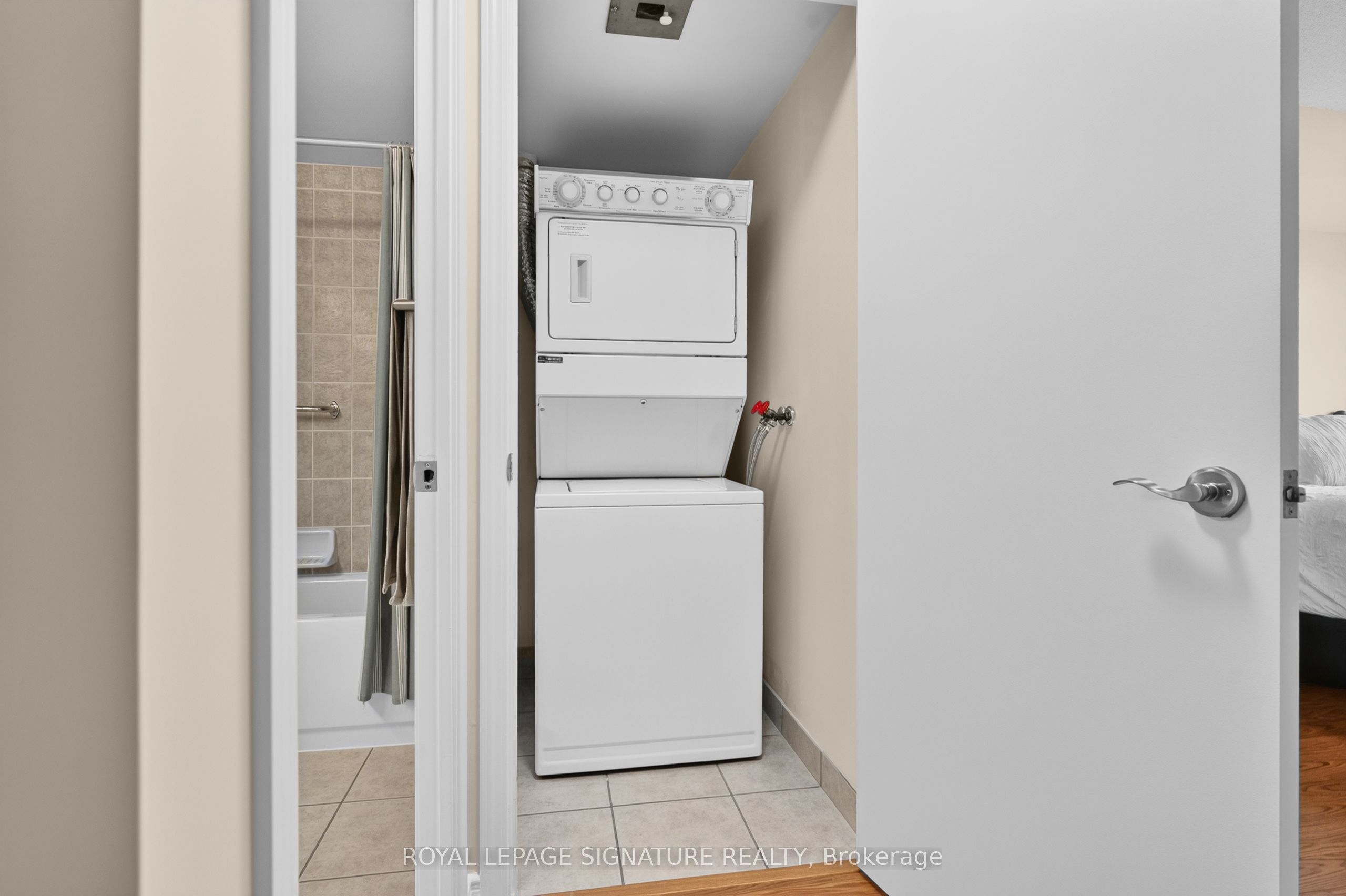 1200 The Esplanade Road N 610 Property Photo 23