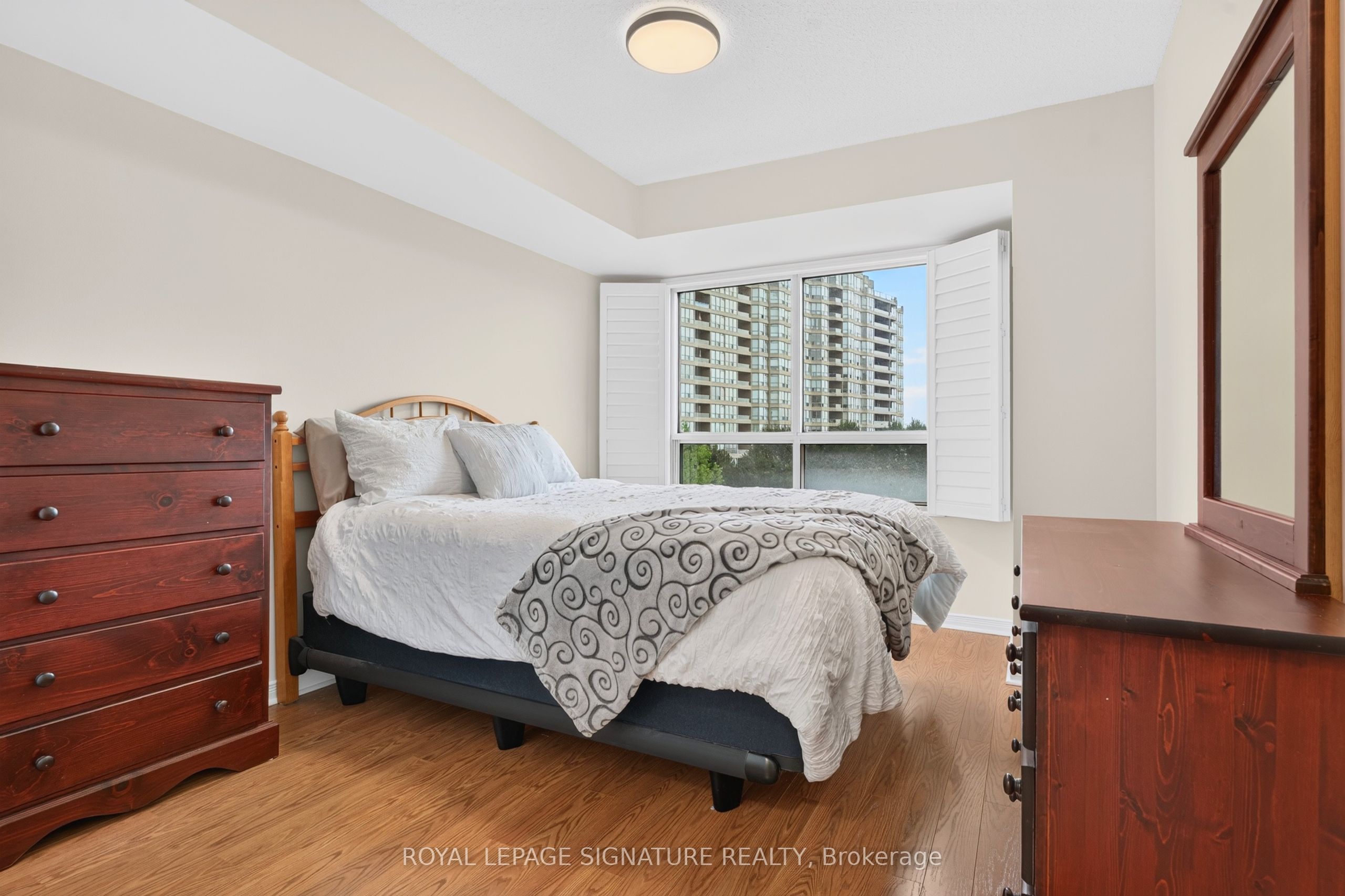 1200 The Esplanade Road N 610 Property Photo 24