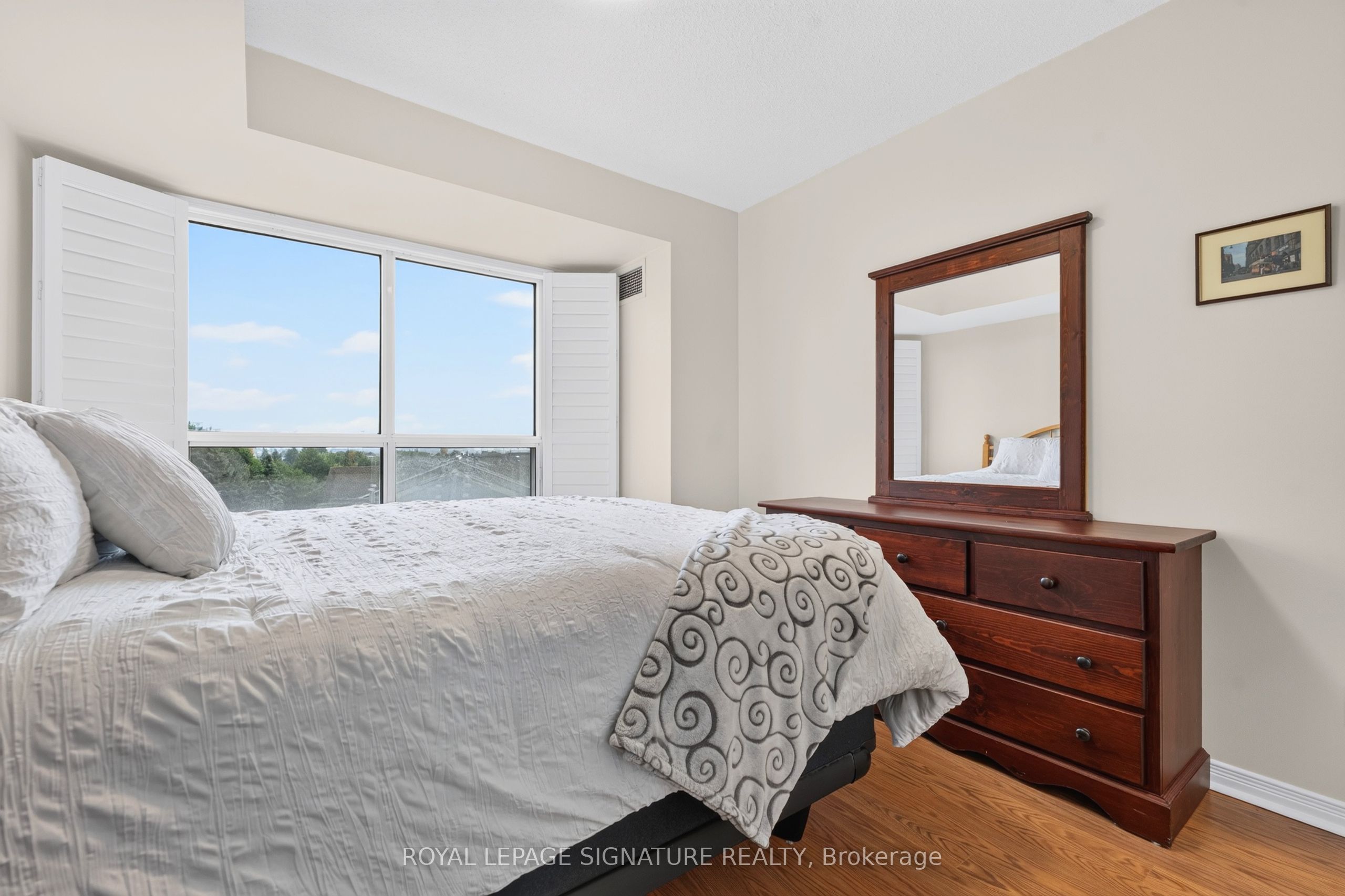 1200 The Esplanade Road N 610 Property Photo 25