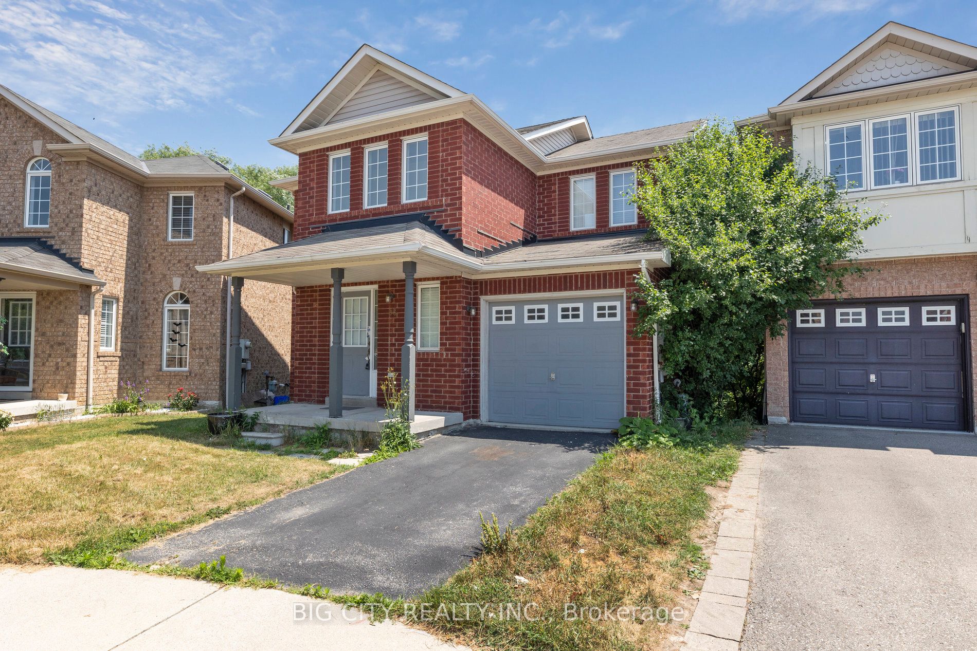 23 Angier Crescent Upper Property Photo 1