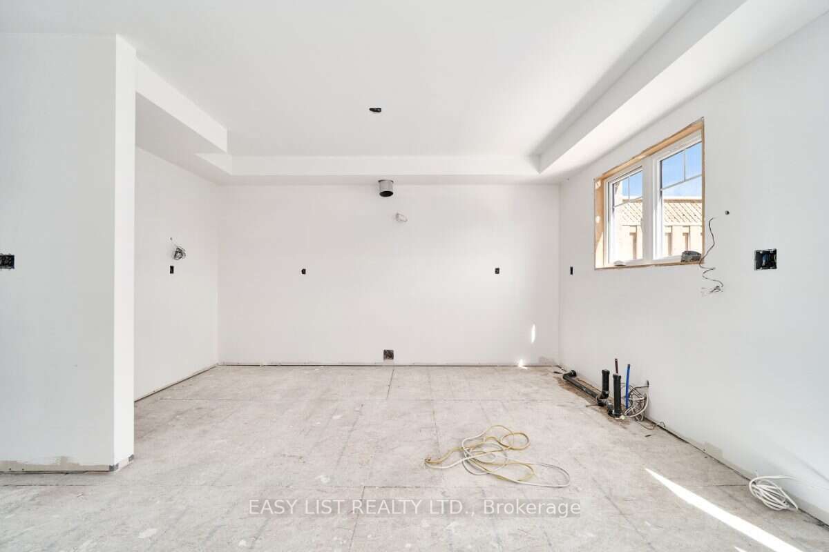 31 Addyman Crescent Property Photo 18
