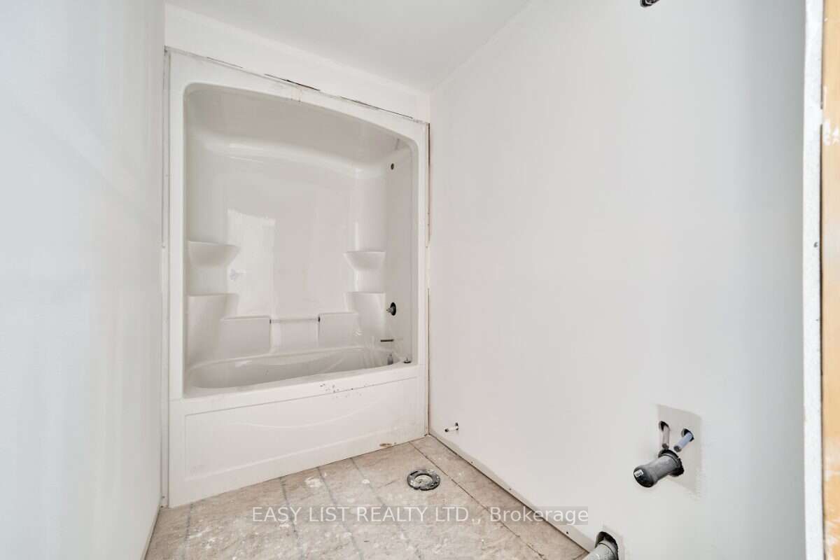 31 Addyman Crescent Property Photo 25