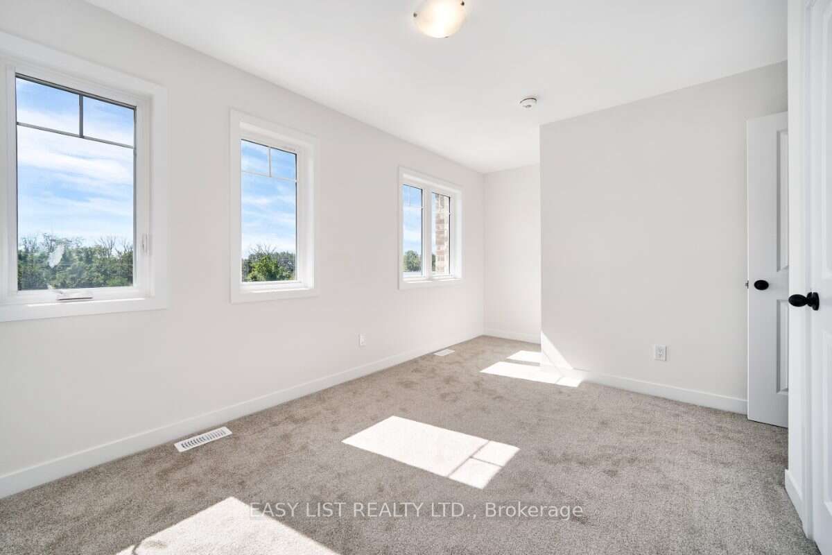 75 Addyman Crescent Property Photo 37