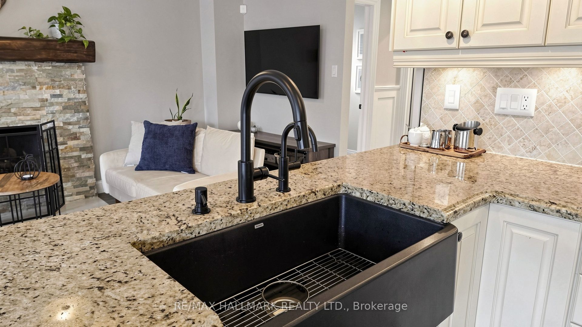 55 Bentonwood Crescent Property Photo 18