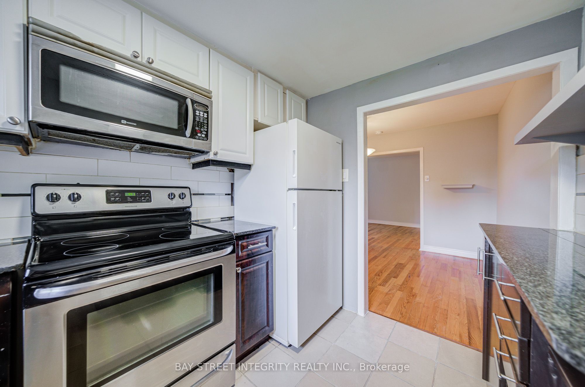 19 Robinson Avenue Property Photo 23