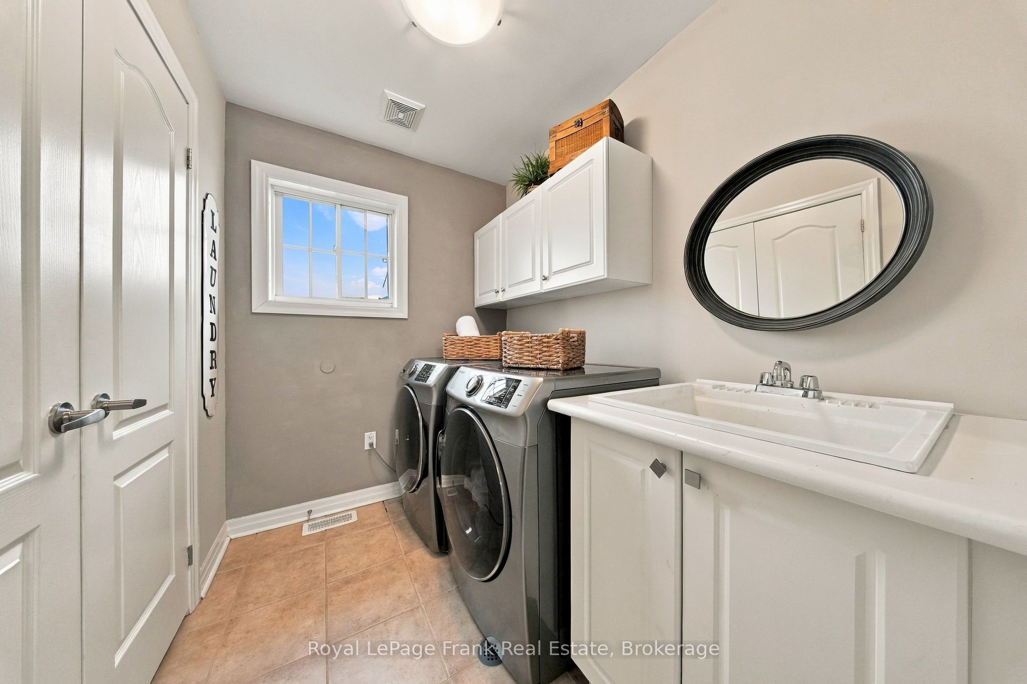 729 Eagle Ridge Drive Property Photo 36