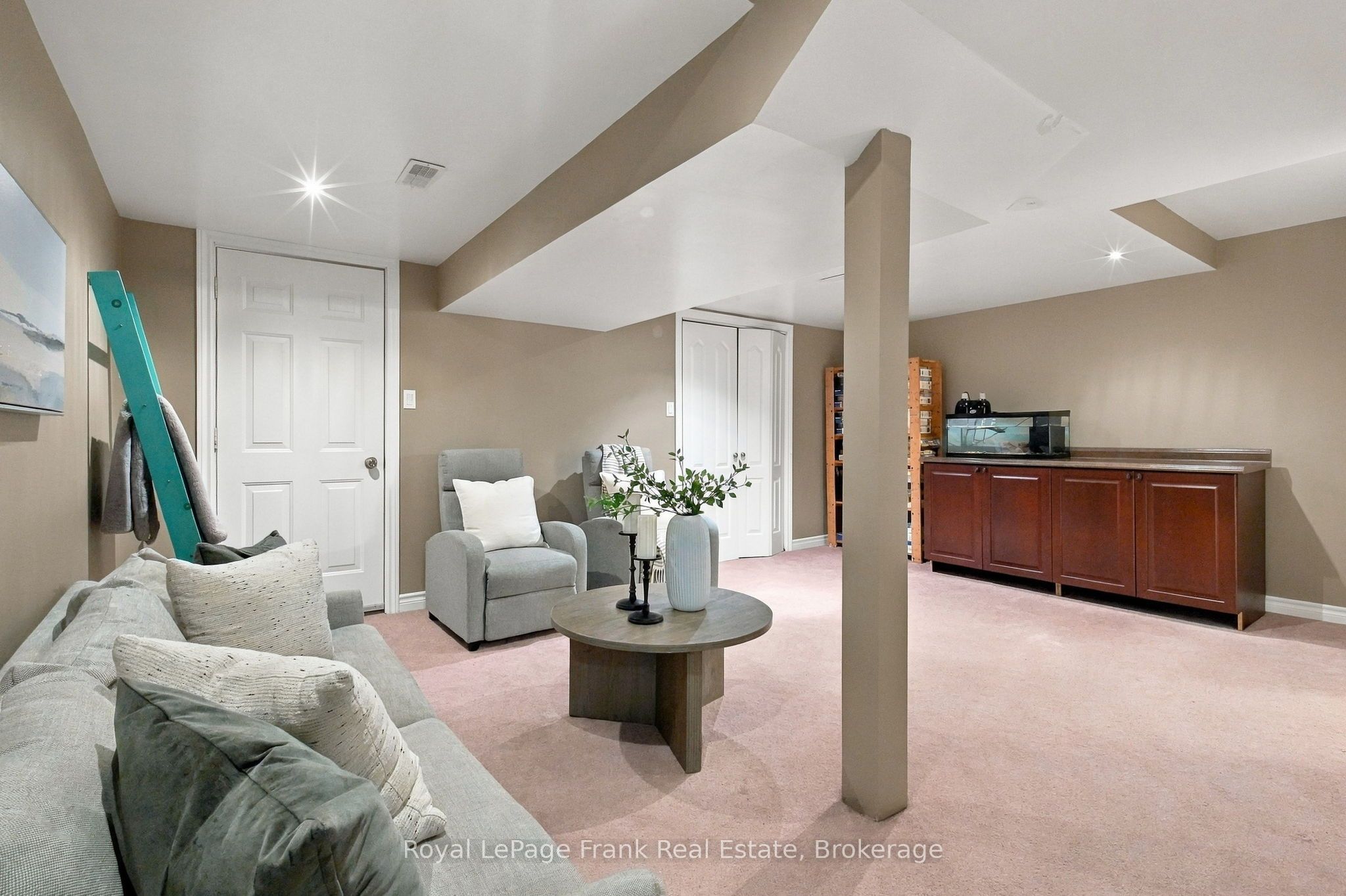 729 Eagle Ridge Drive Property Photo 37