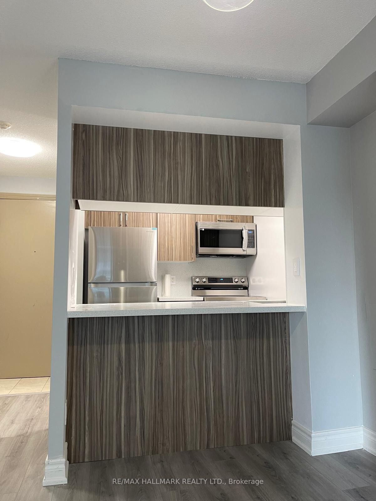70 Town Centre Court 1805 Property Photo 7