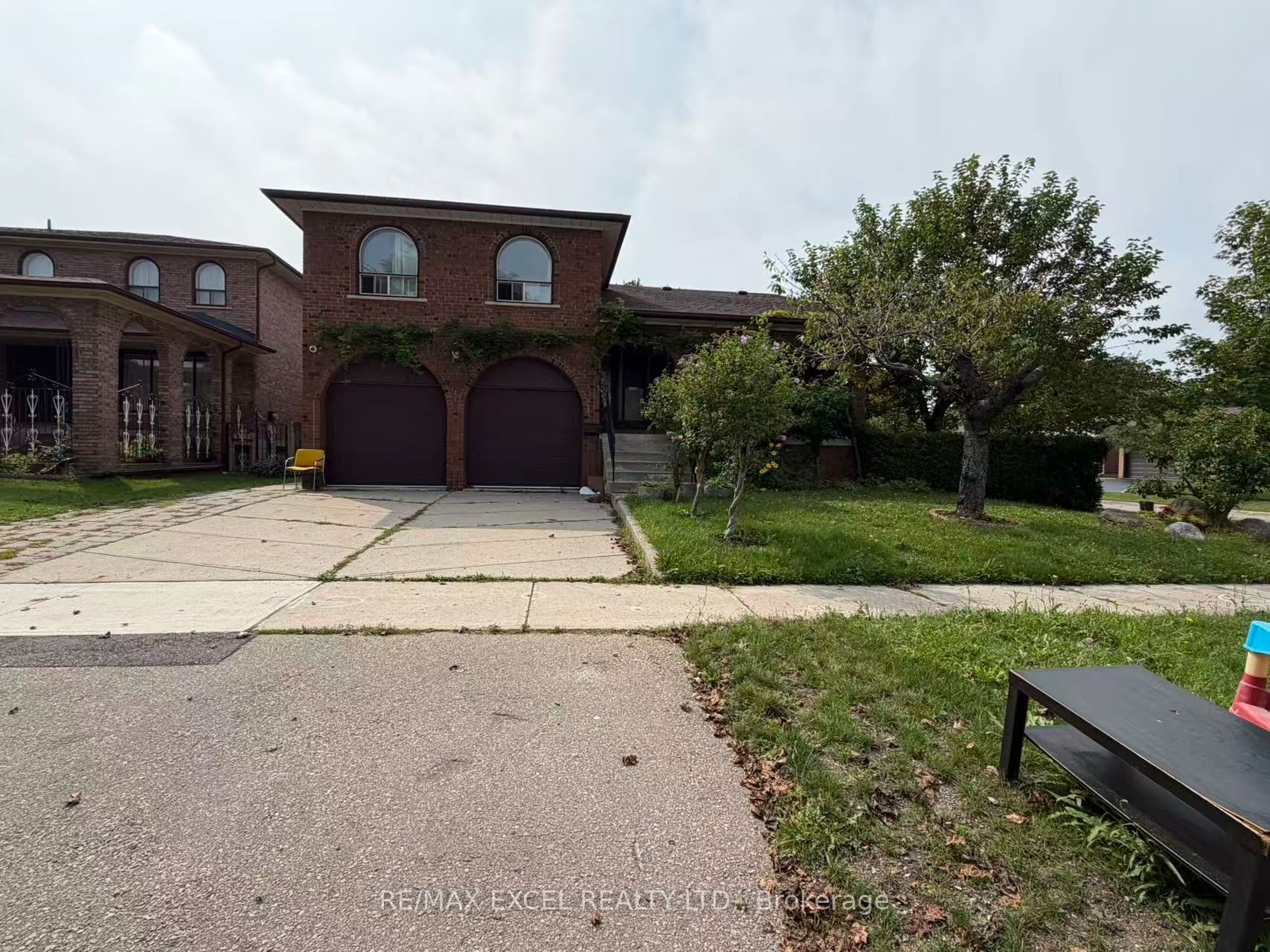 56 Leafield Drive Upper Property Photo 2