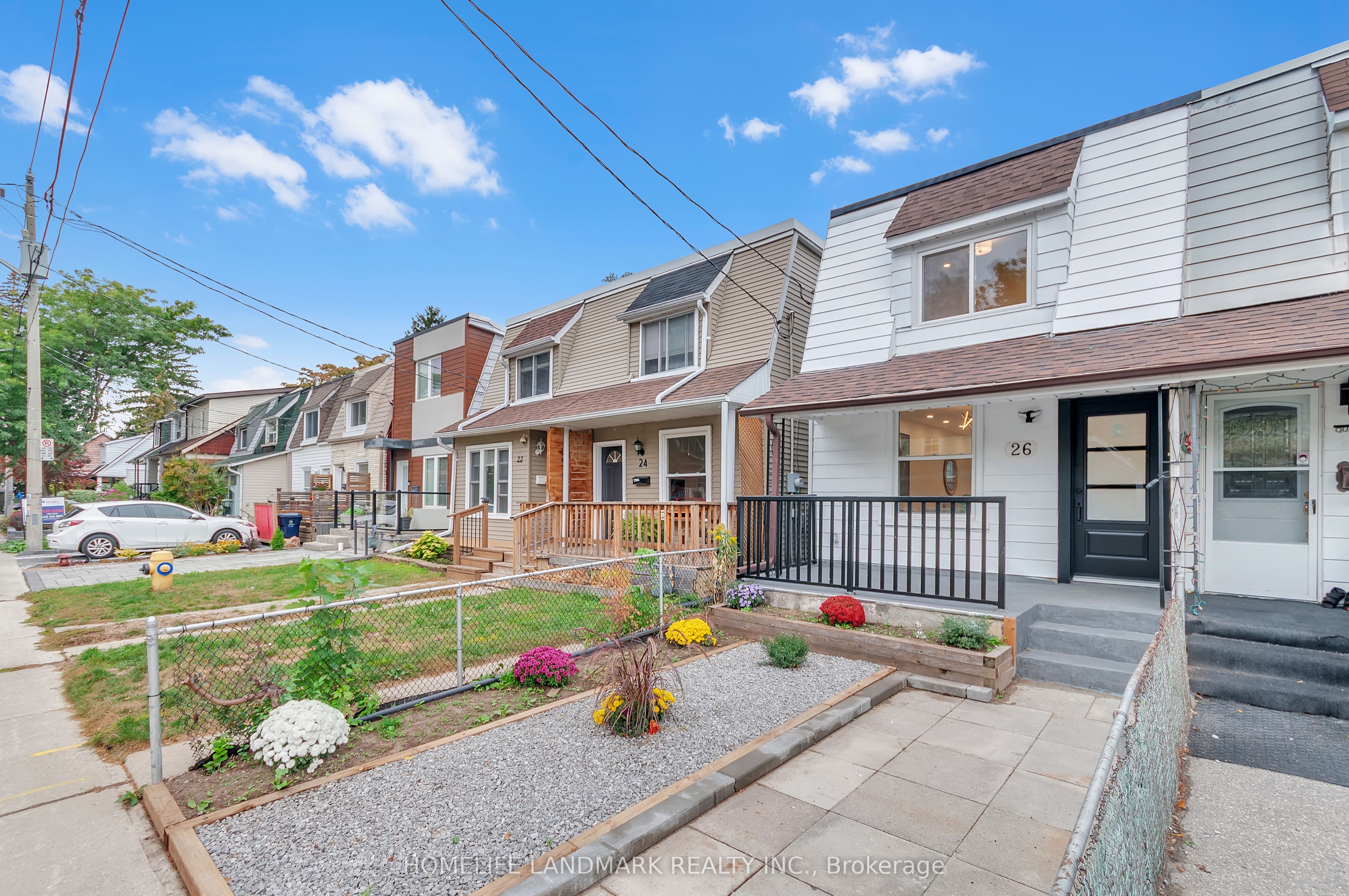 26 Queensdale Avenue Property Photo 2