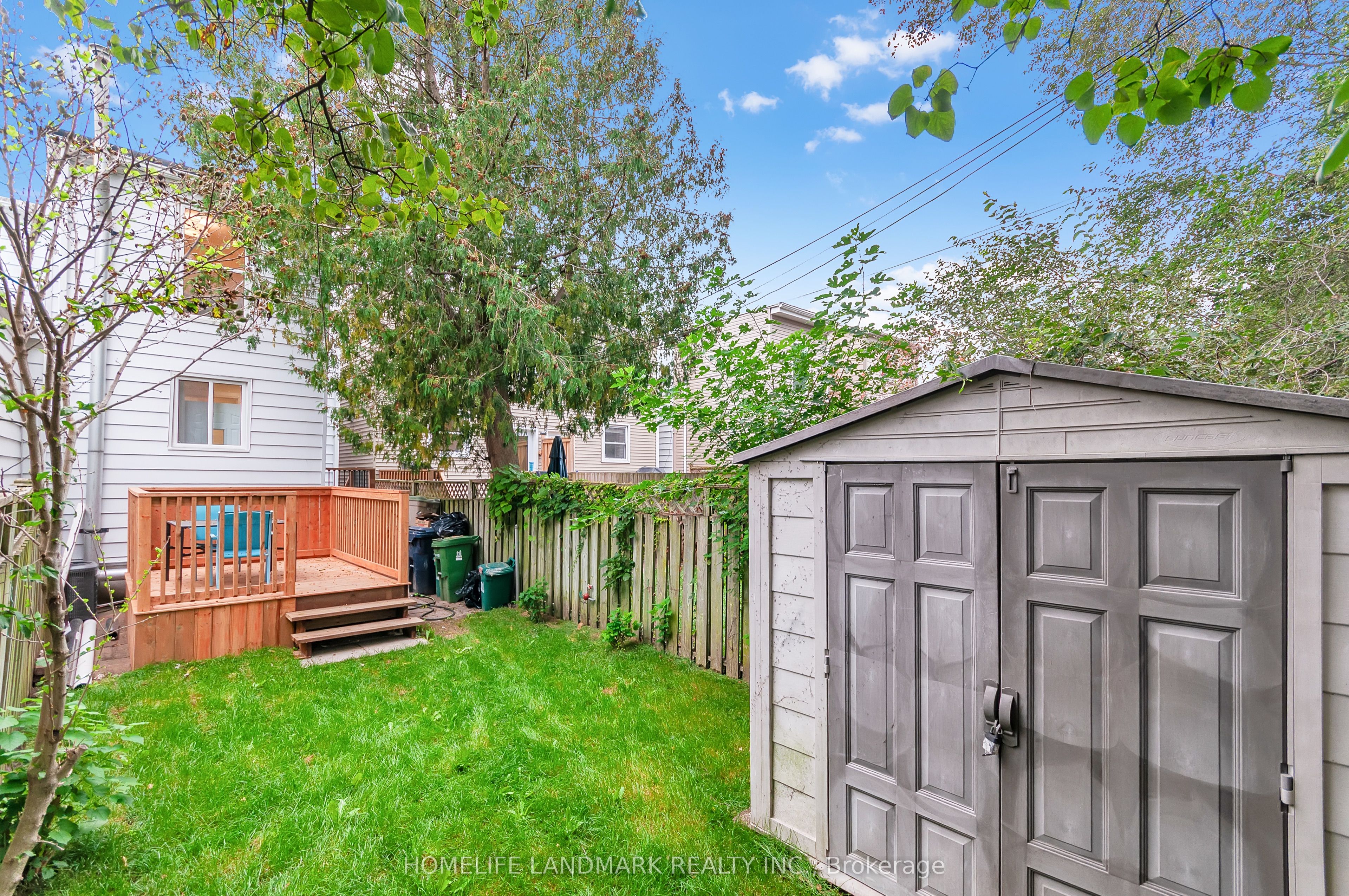 26 Queensdale Avenue Property Photo 5