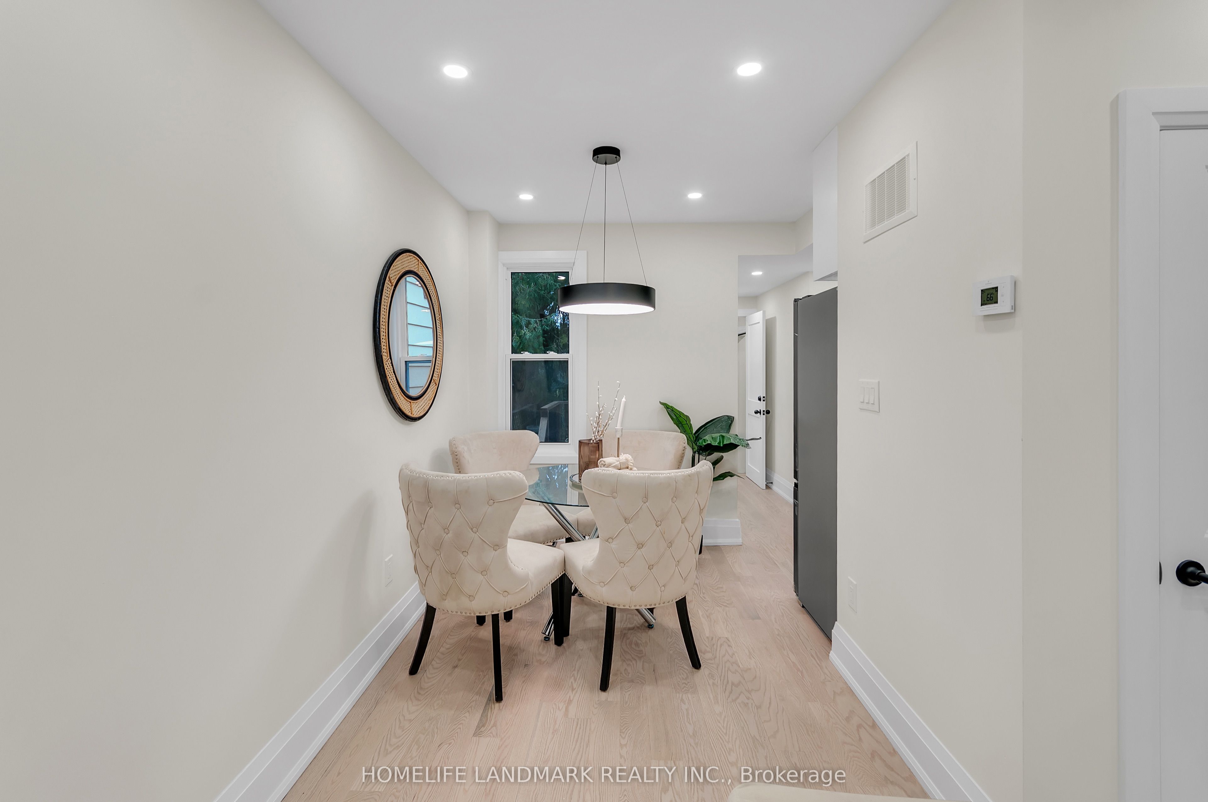 26 Queensdale Avenue Property Photo 9